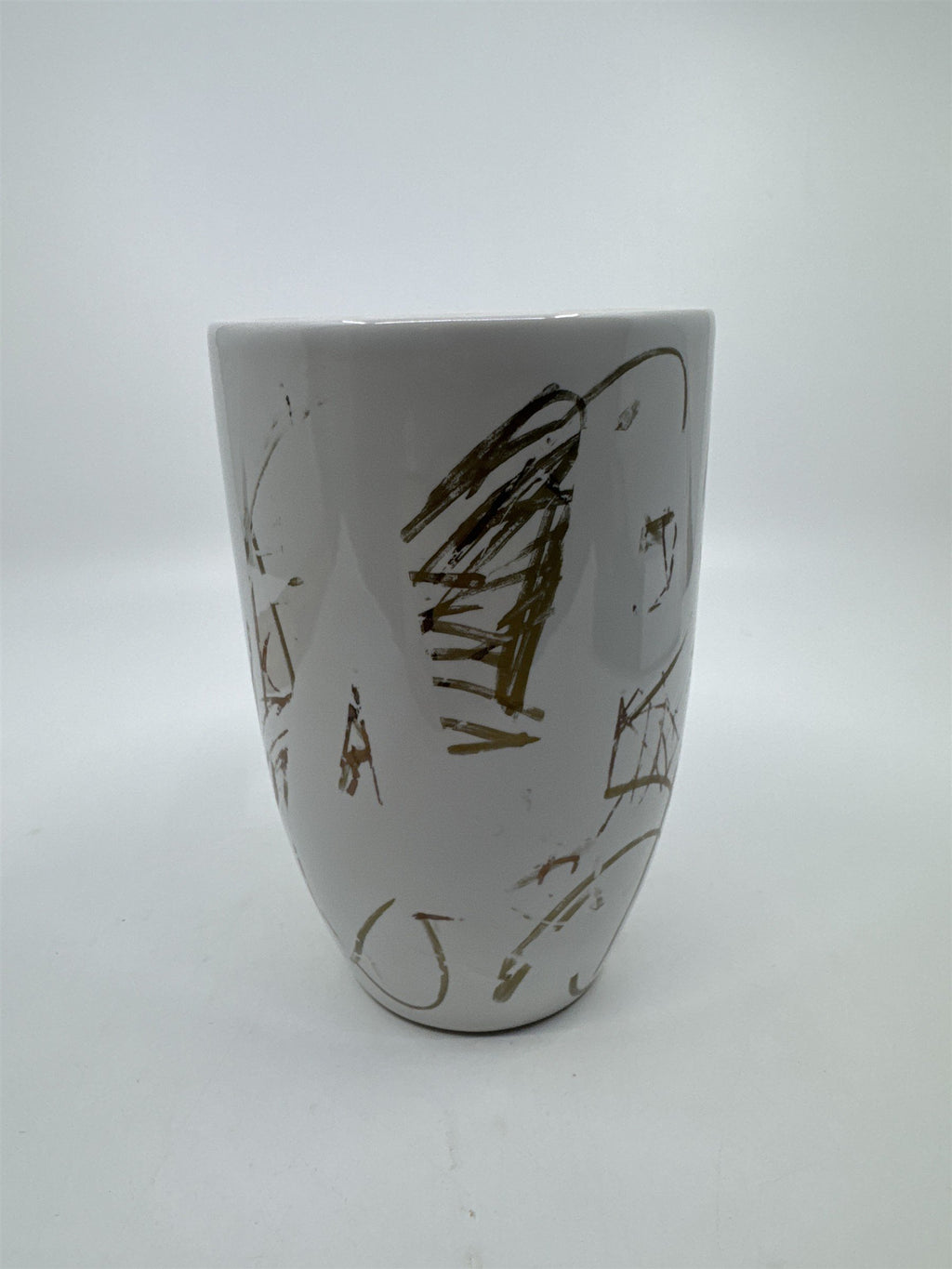 Large White Porcelain Threshold Coffee/Tea/Drink Mug Gold/Brown Abstract Lines