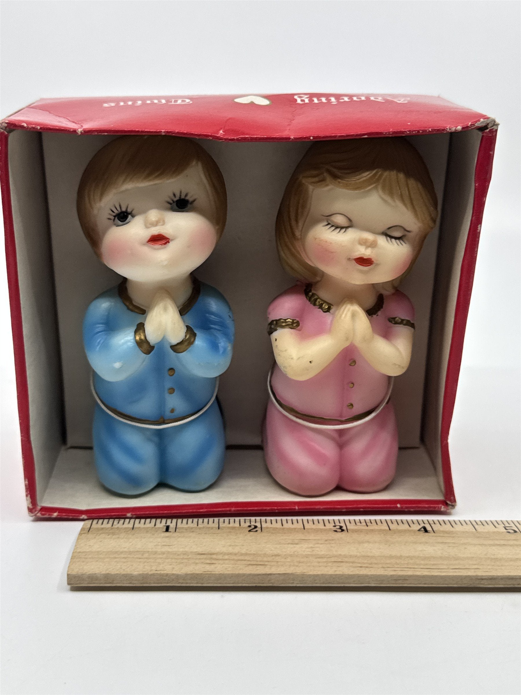 Vintage Praying Children Kneeling In Pajamas Adoring Twins Figurines In Box