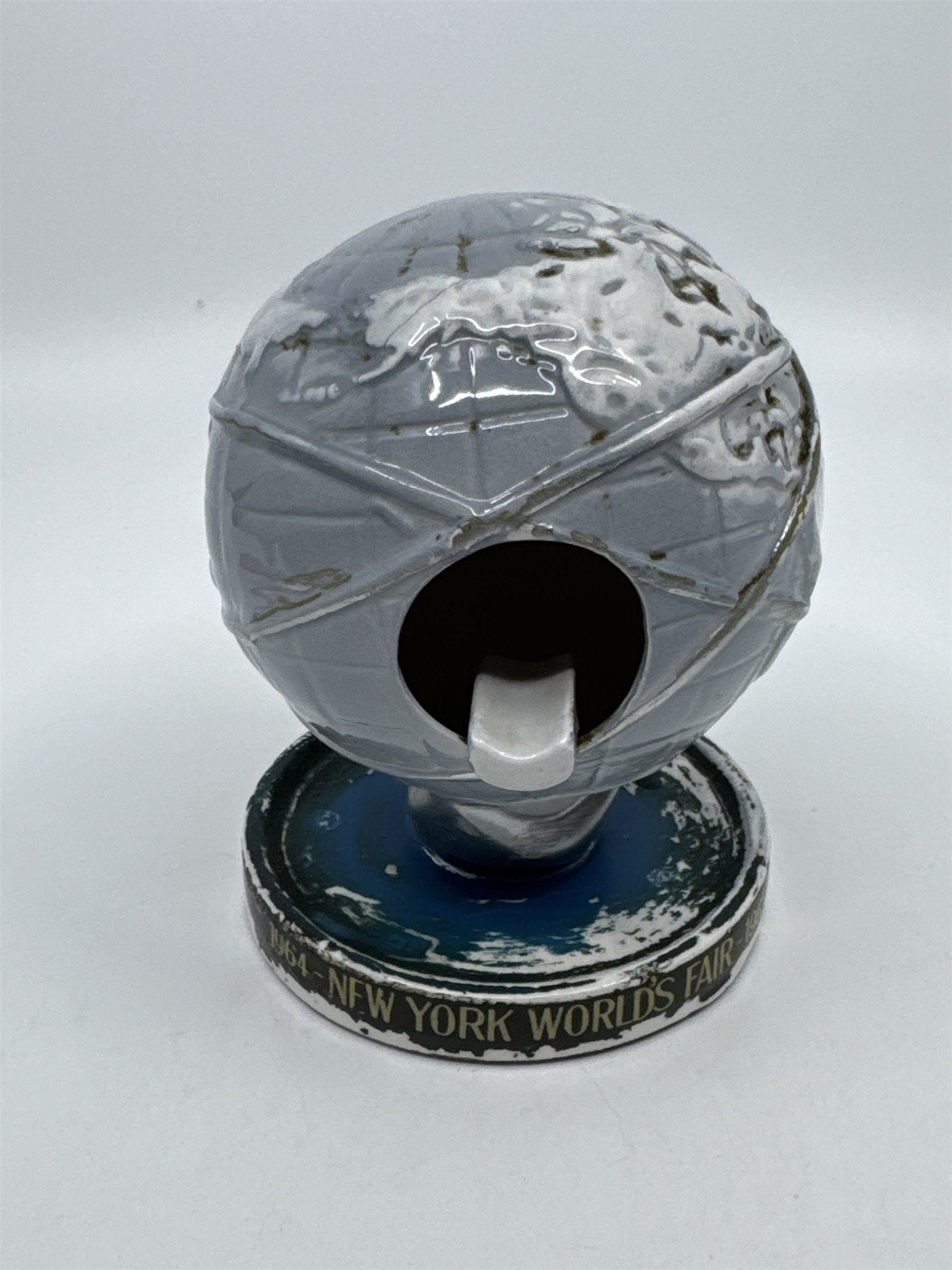 Vintage 1964/1965 New York World's Fair Souvenir Ashtray Rare