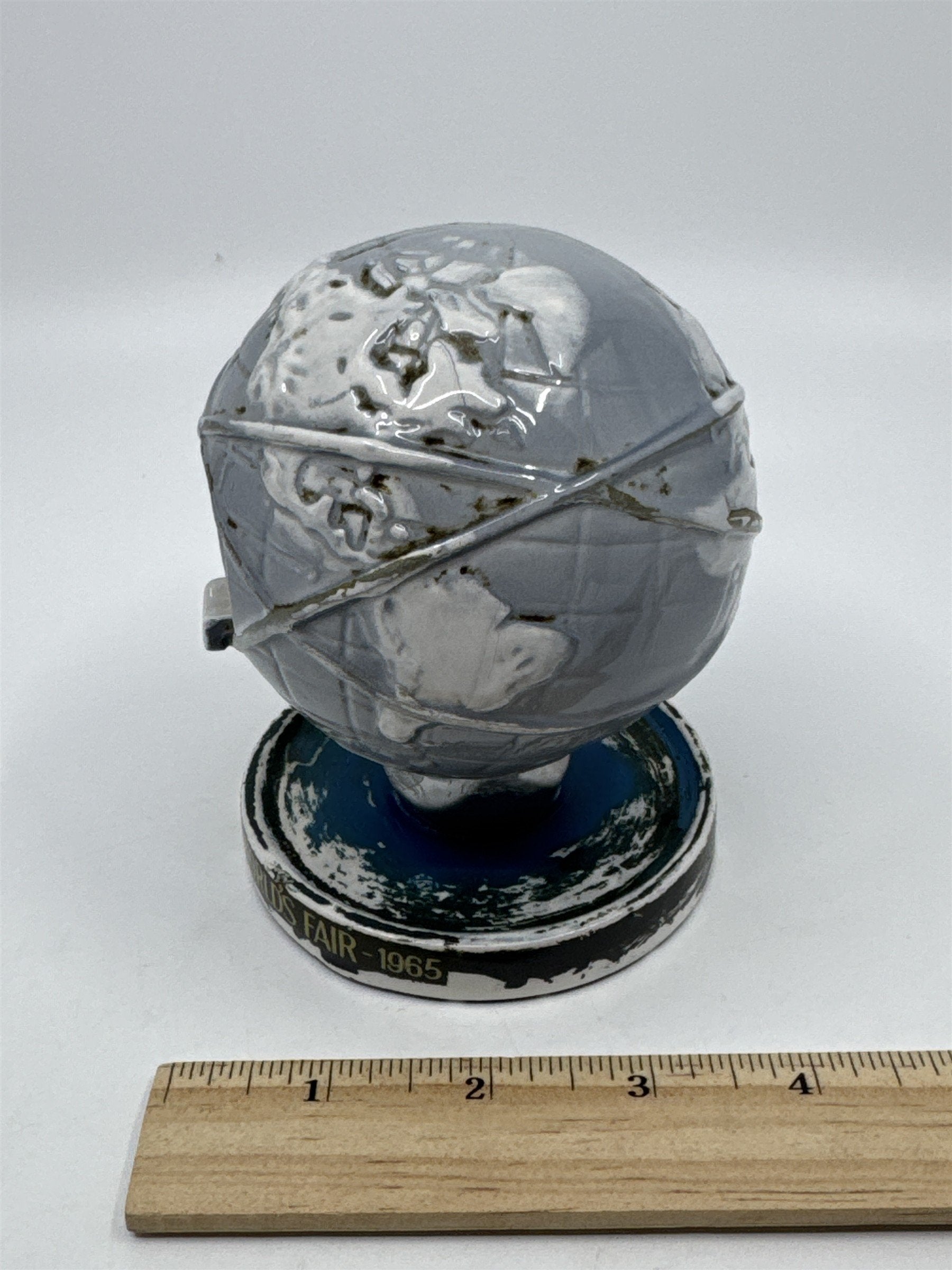 Vintage 1964/1965 New York World's Fair Souvenir Ashtray Rare