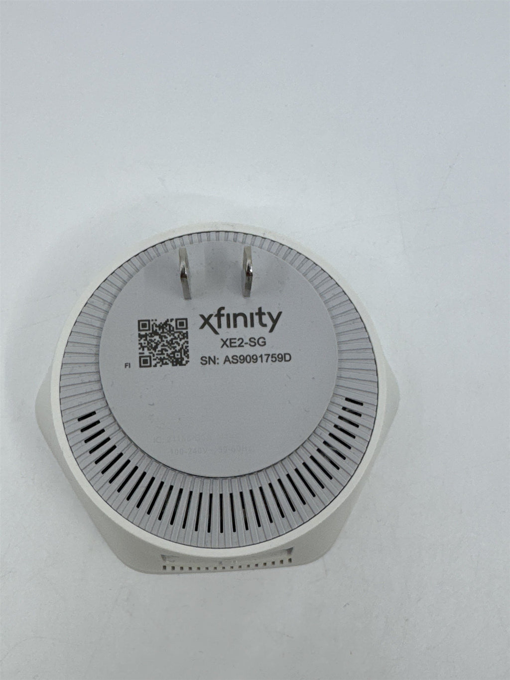 Xfinity Model XE2-SG Wireless Wifi Extender Wifi Pod