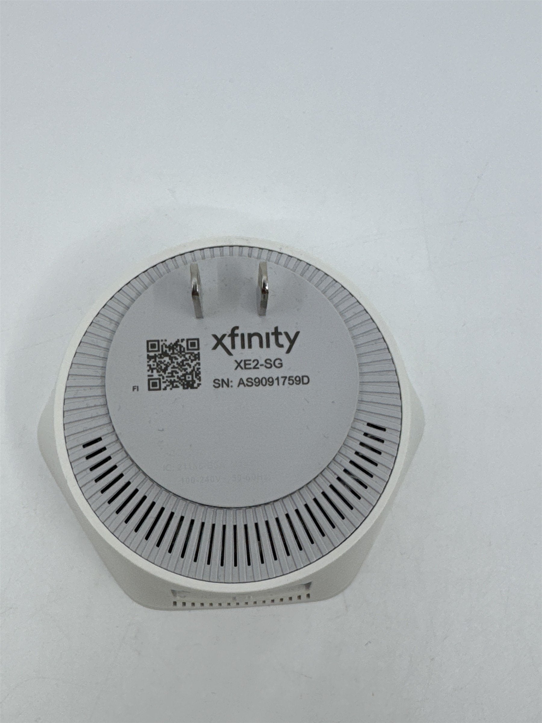 Xfinity Model XE2-SG Wireless Wifi Extender Wifi Pod