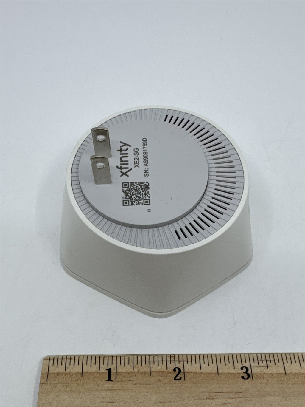 Xfinity Model XE2-SG Wireless Wifi Extender Wifi Pod