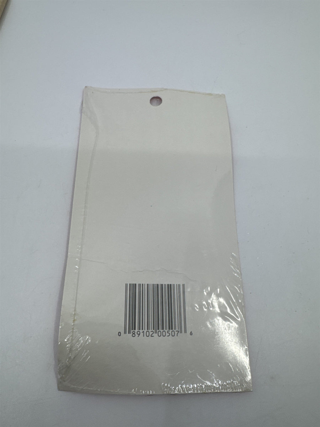Vintage Holiday Christmas Ornament/Gift Tag White And Silver Cat W/ Present