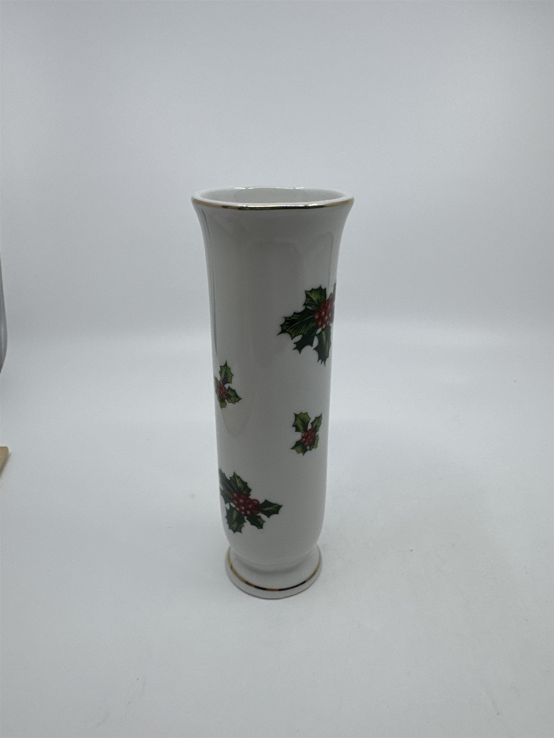 Vintage Lefton Christmas Holly Berry Porcelain Bud Vase W/ Gold Trim