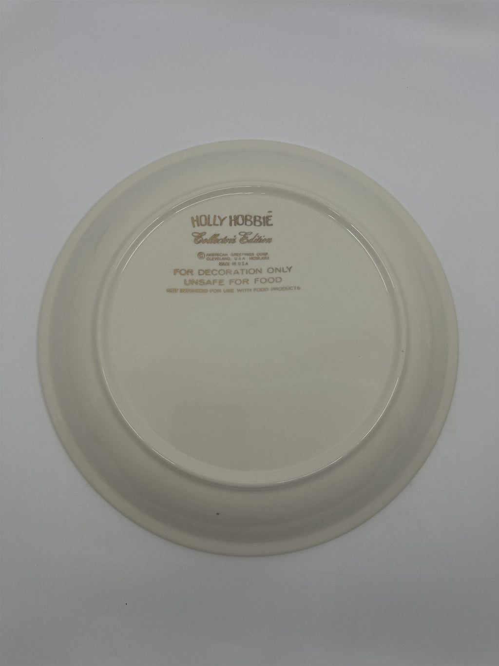 Vintage Holly Hobbie Plate "The easiest tasks are those done with love"