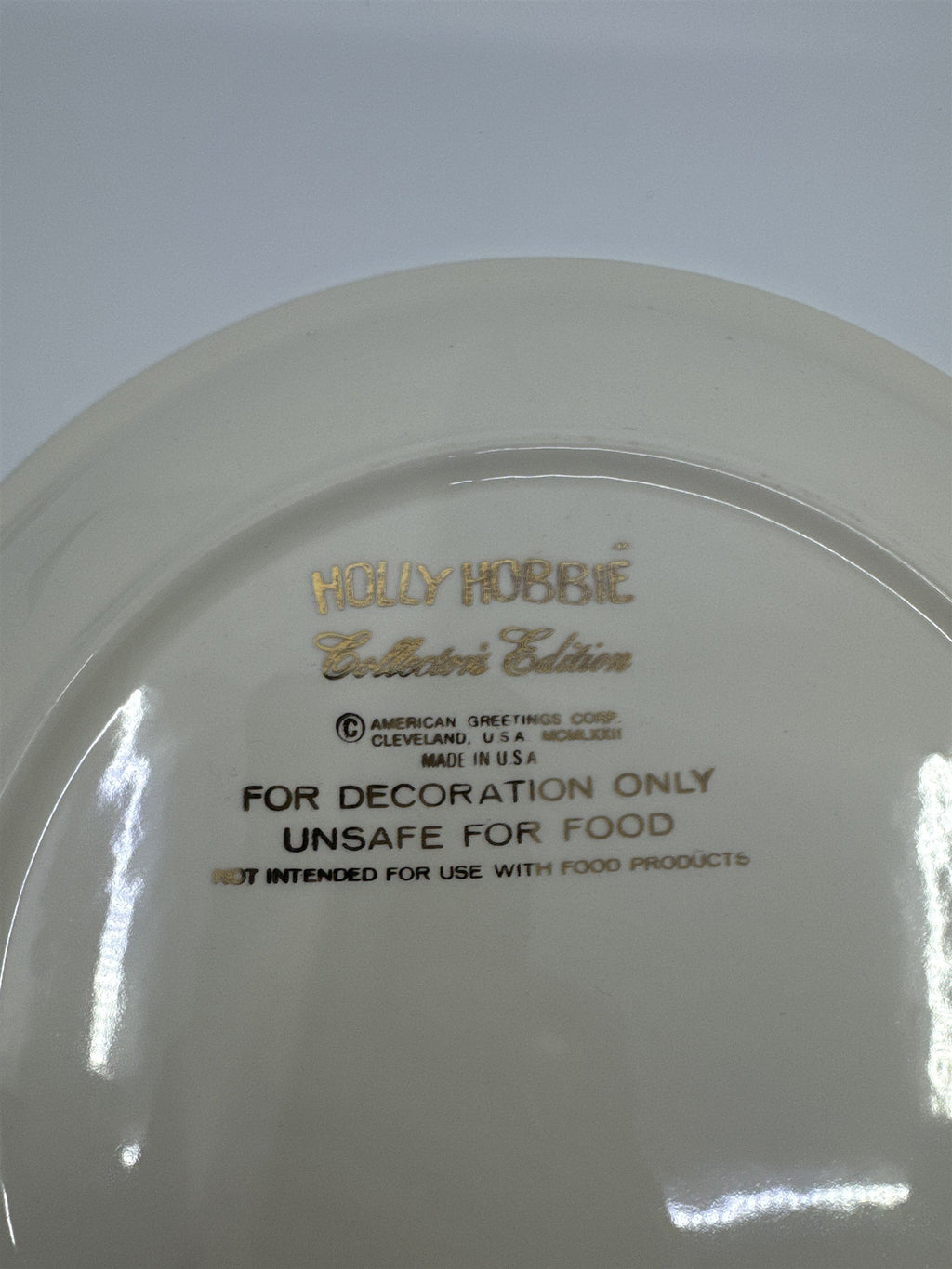 Vintage Holly Hobbie Plate "The easiest tasks are those done with love"