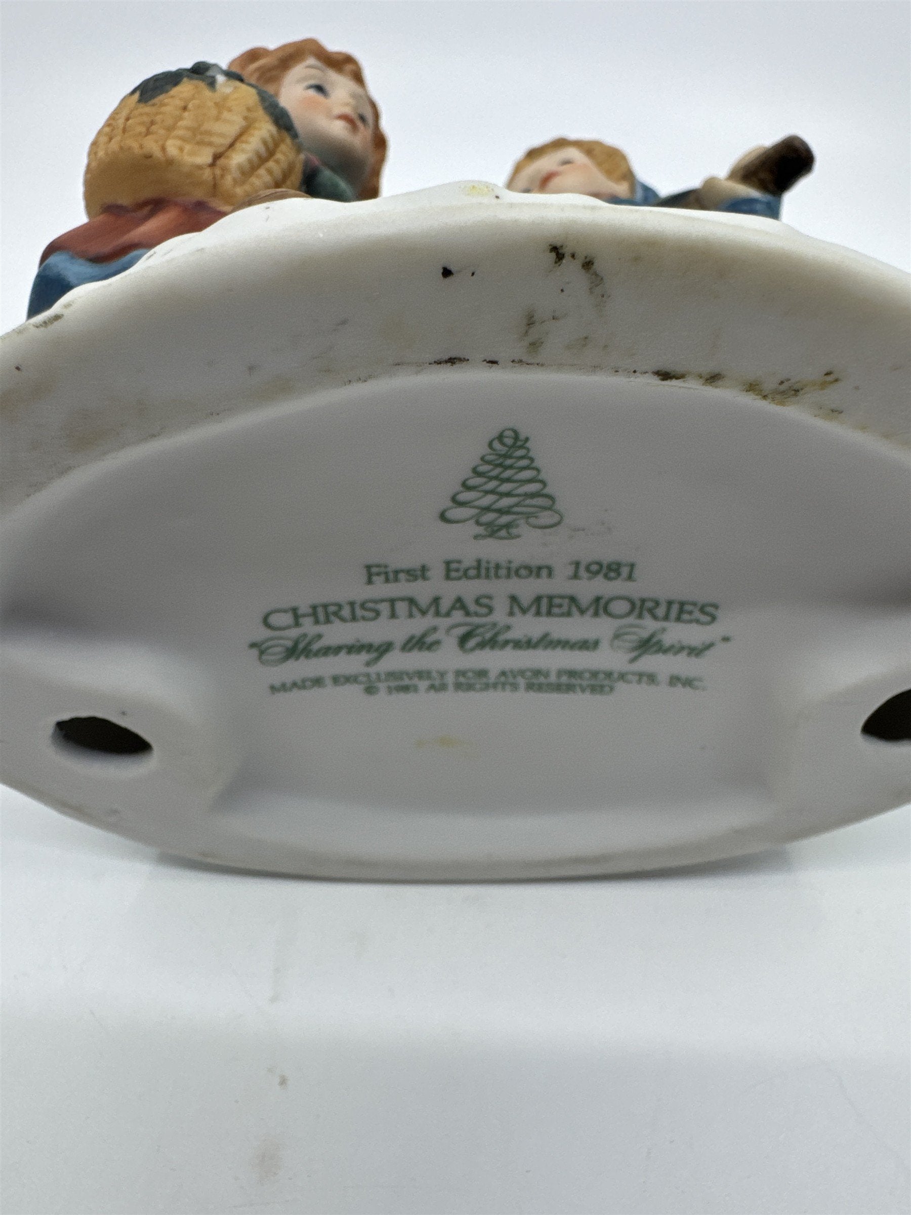 1981 Christmas Memories Sharing The Christmas Spirit Avon First Edition Figurine
