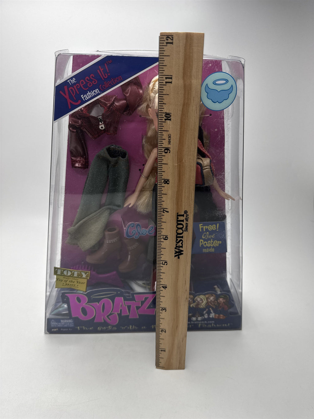 Vintage MGA 2002 Bratz Xpress It! Fashion Collection Cloe NIB