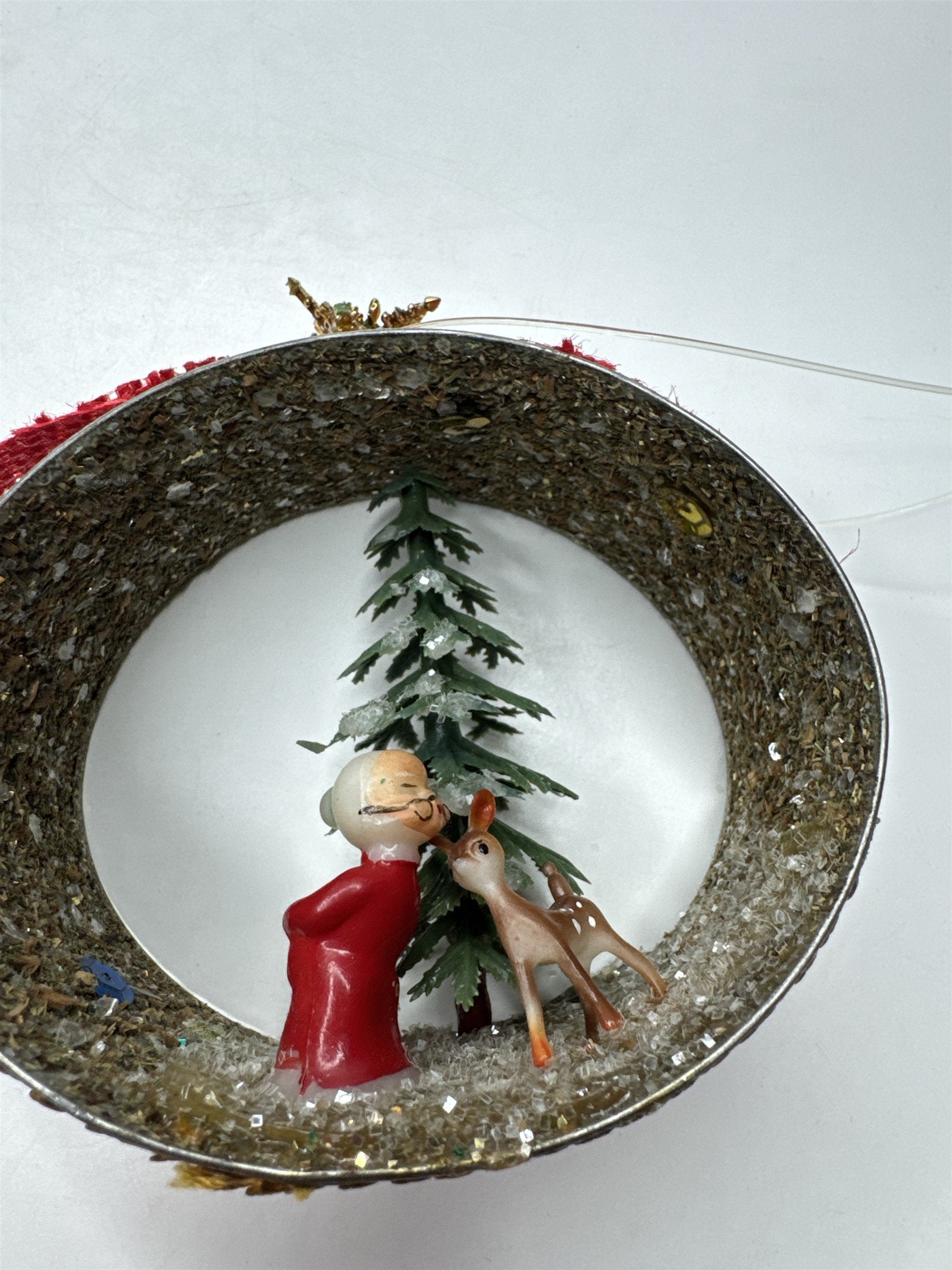 Vintage Handmade Tuna Can Christmas Ornament Mrs. Claud Kissing Reindeer /w Tree