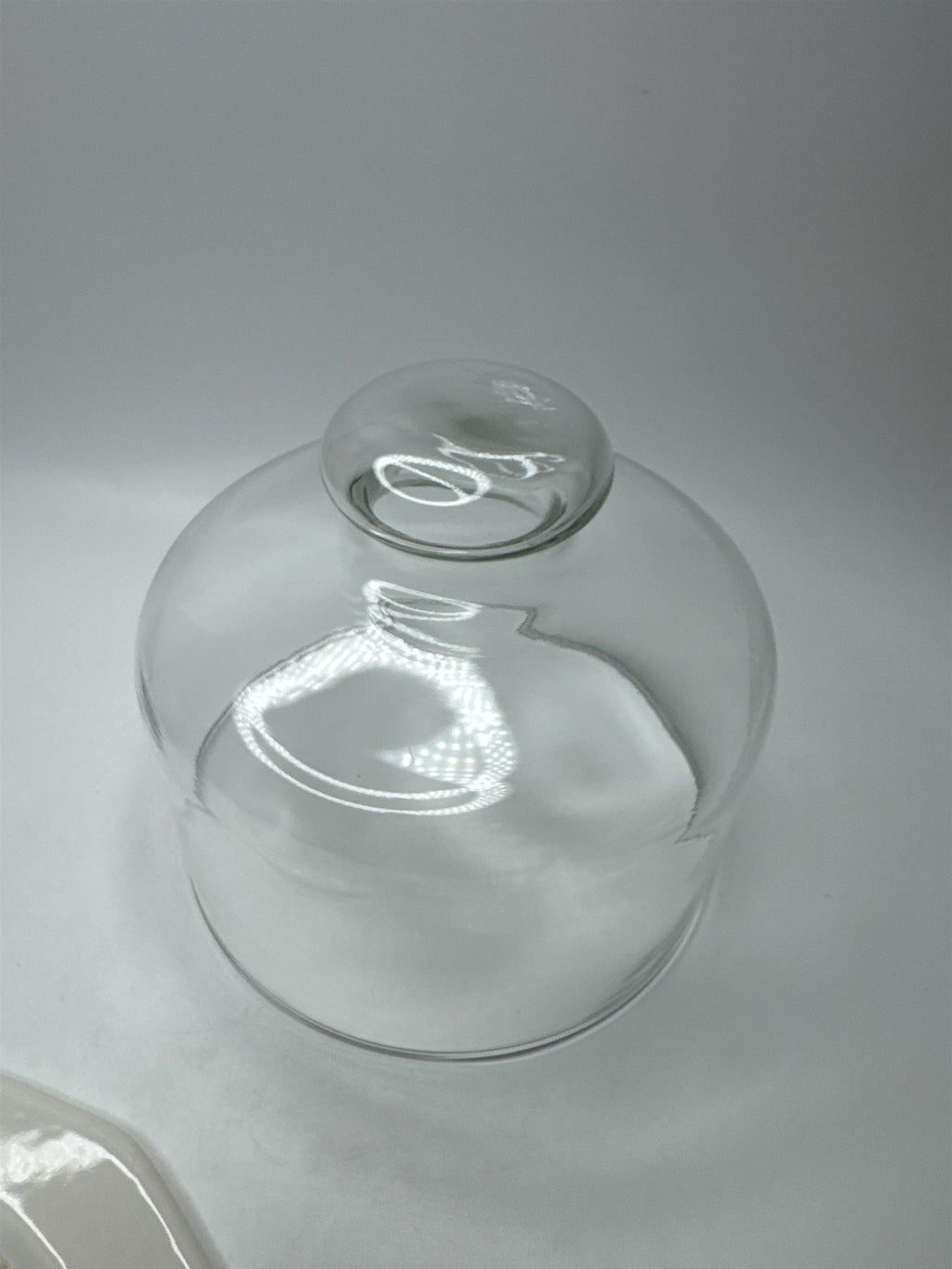 Vintage Pfaltzgraff Heritage Christmas Cheese Kepper with Glass Lid