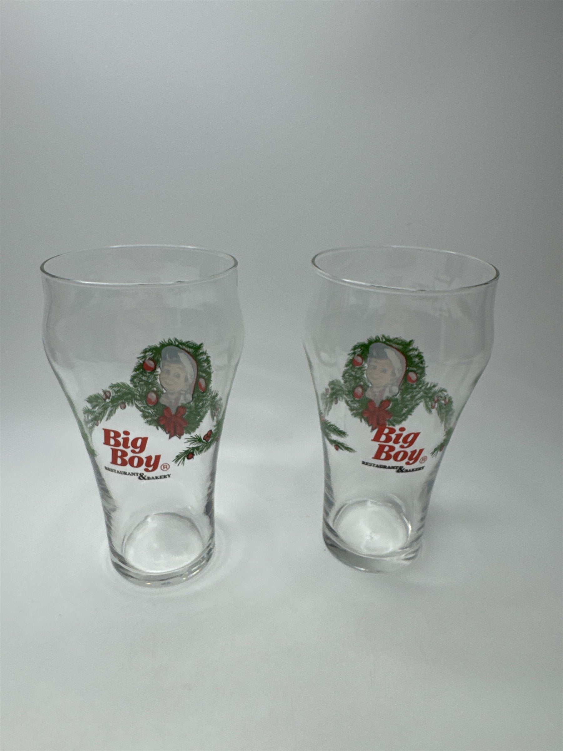 Set of 2 Vintage 6" Tall Big Boy Restaurant Wreath Drinking Glasses Christmas