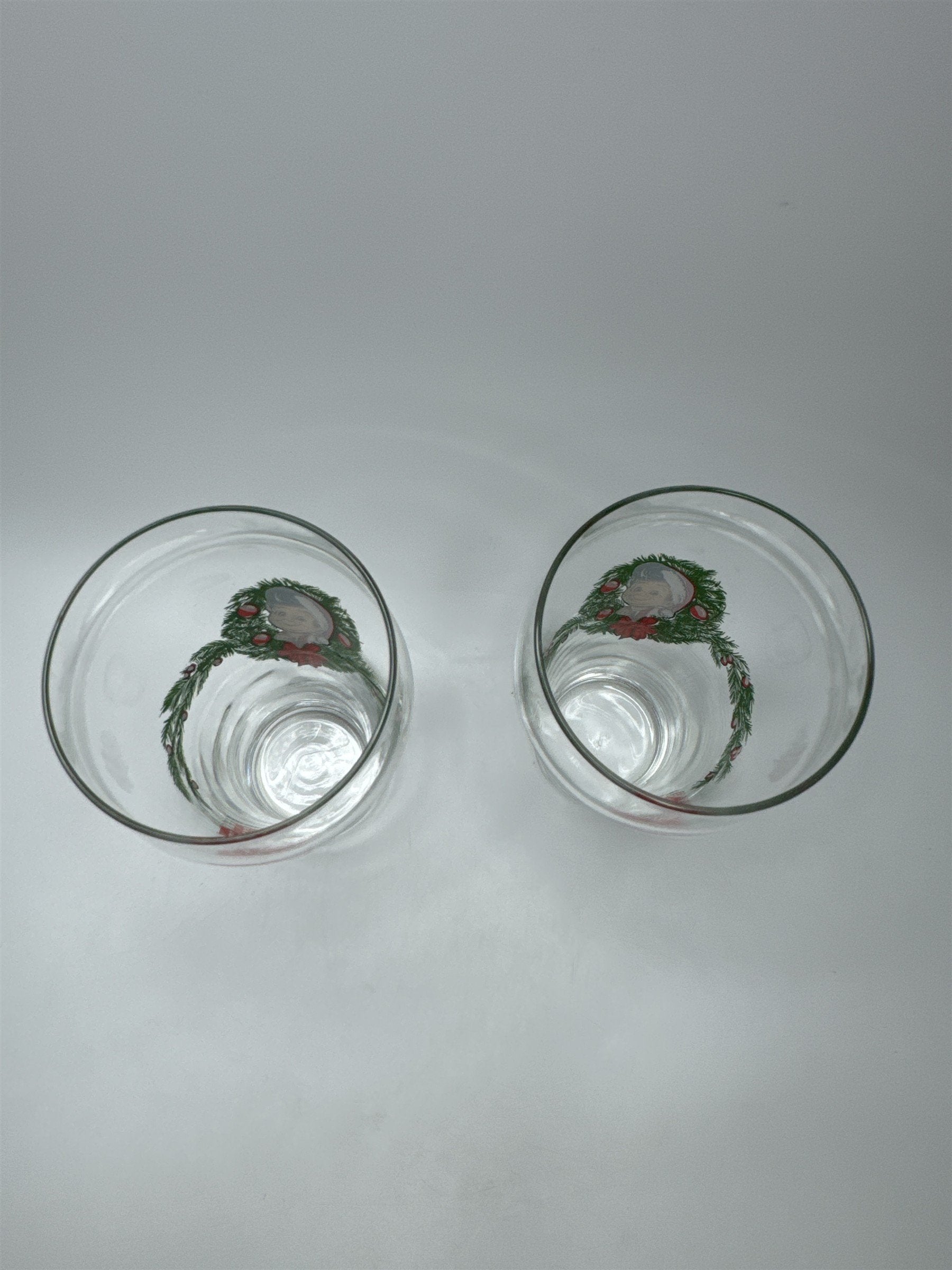 Set of 2 Vintage 6" Tall Big Boy Restaurant Wreath Drinking Glasses Christmas