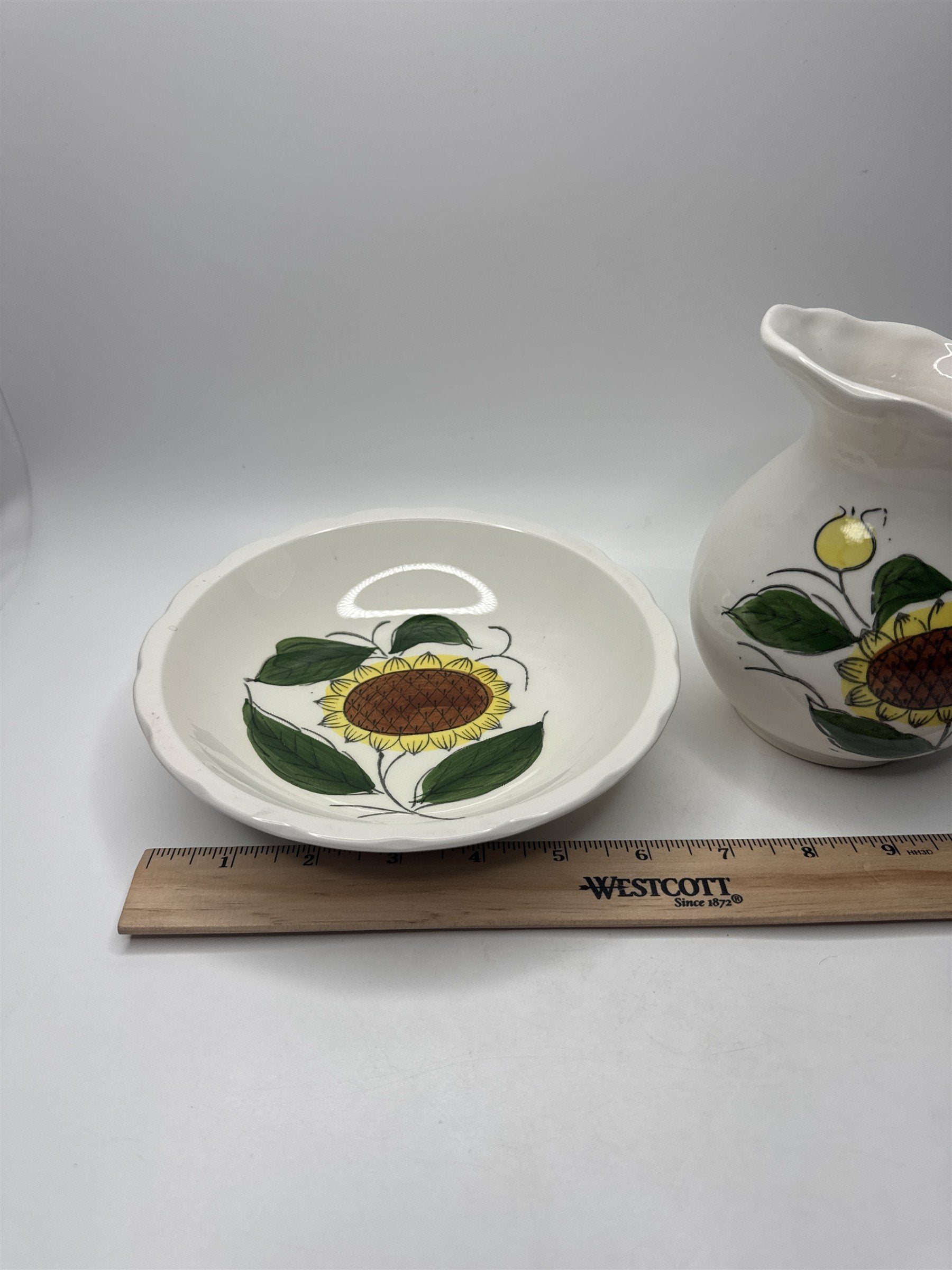 Japan Small Sunflower Pitcher with Wash Basin Dish Sunflower Floral Pitcher Set