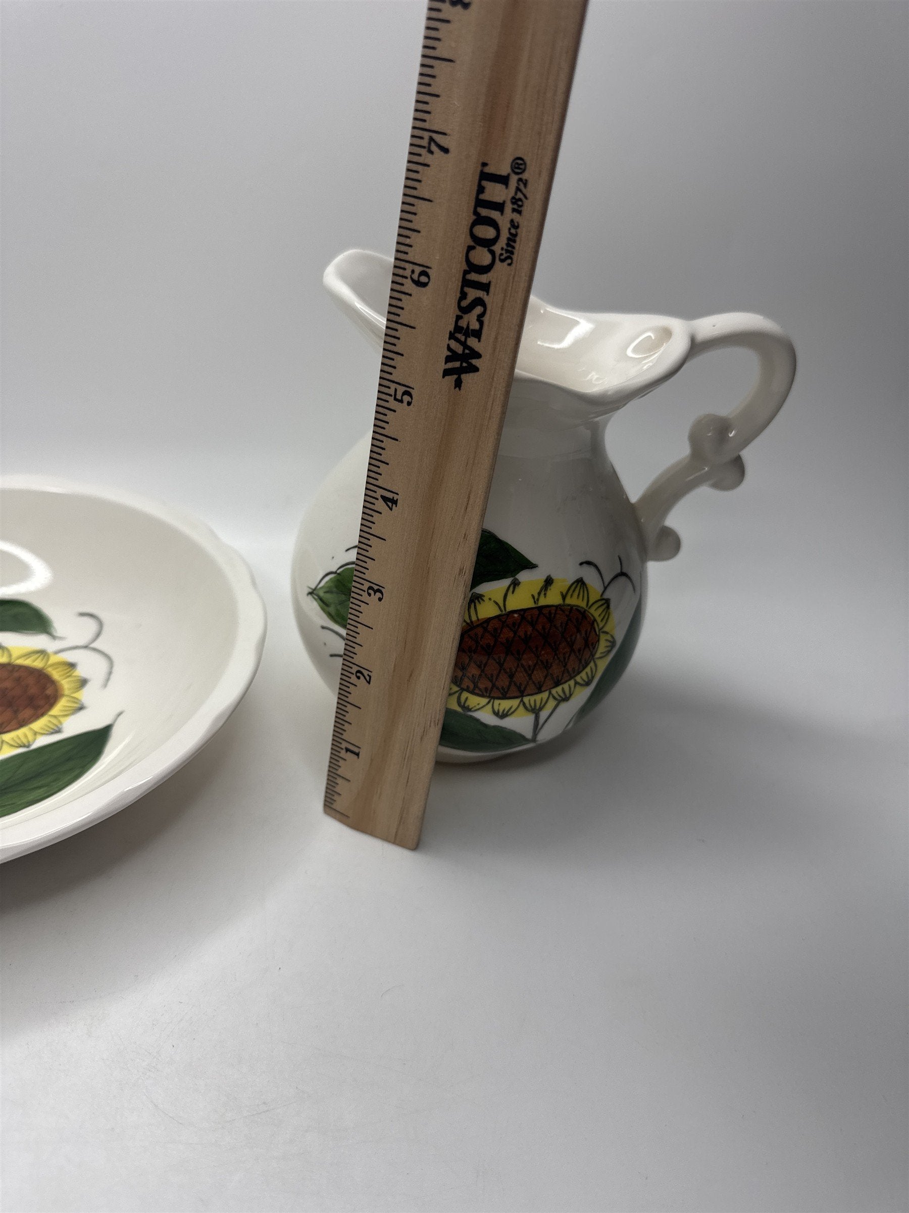 Japan Small Sunflower Pitcher with Wash Basin Dish Sunflower Floral Pitcher Set