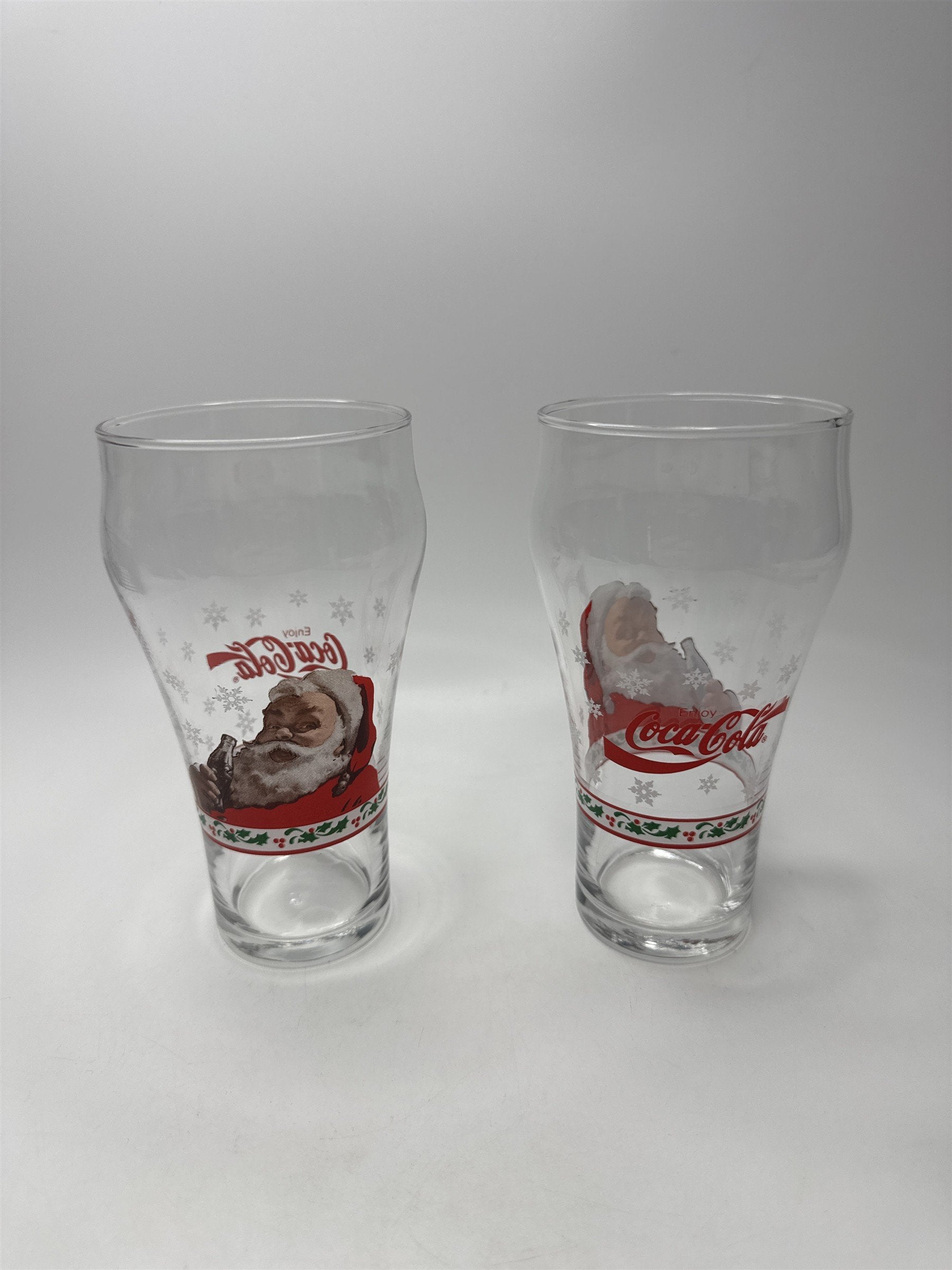 Set of 2 Vintage Coca-Cola Coke Christmas Glasses Santa Claud & Holley Libbey