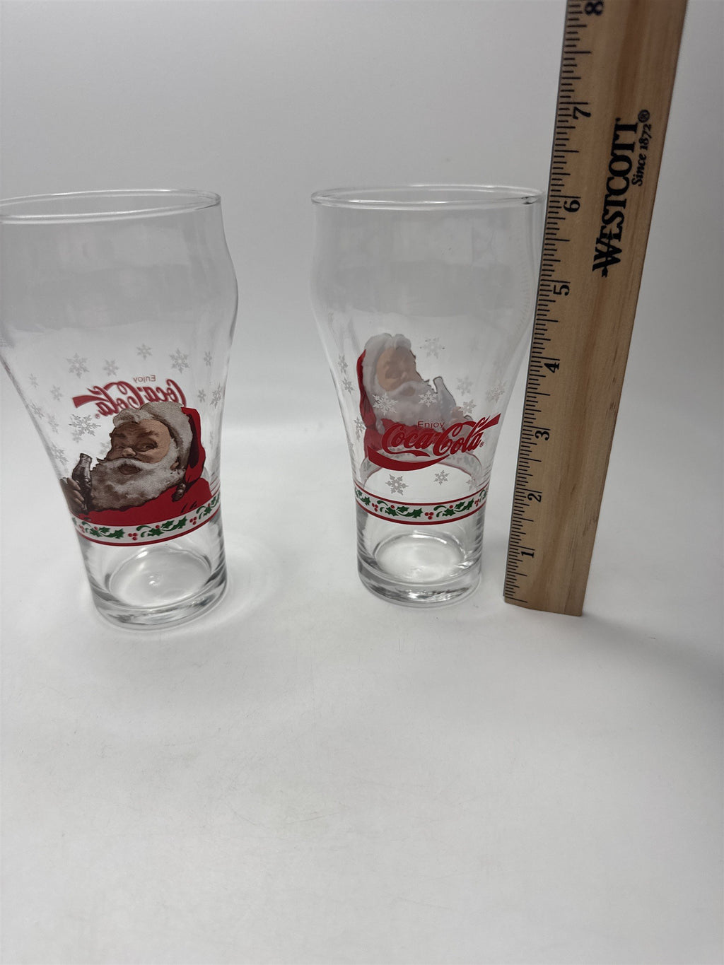 Set of 2 Vintage Coca-Cola Coke Christmas Glasses Santa Claud & Holley Libbey