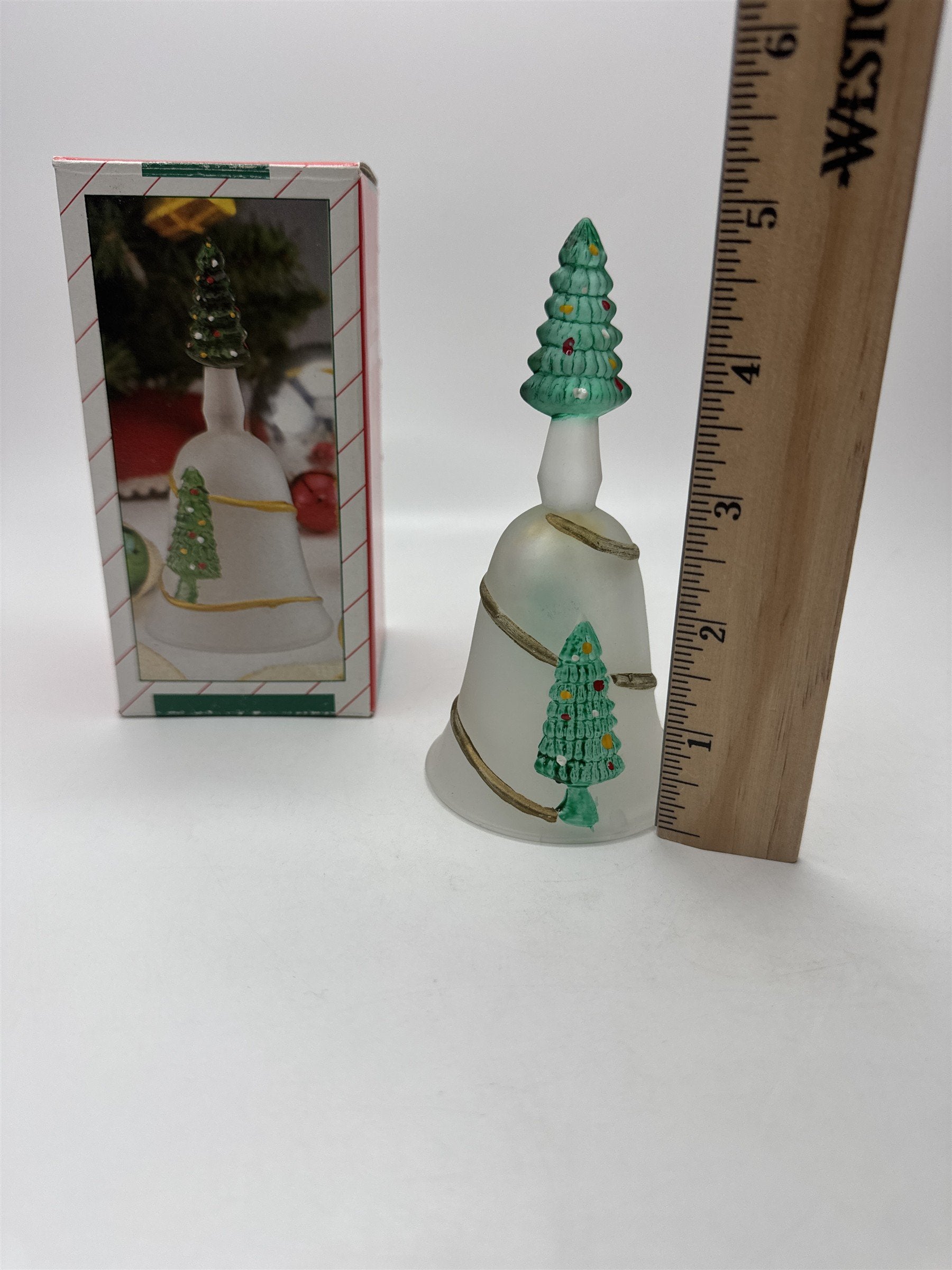 Vintage Jay Import Co Inc 16-1512B Christmas Tree Glass Dinner Bell