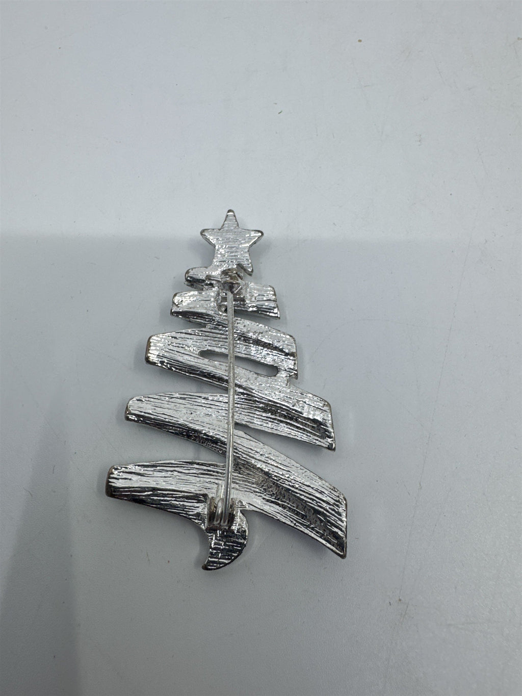 Vintage Green And Silver Christmas Tree Enamel Zig Zag Design Brooch Pin