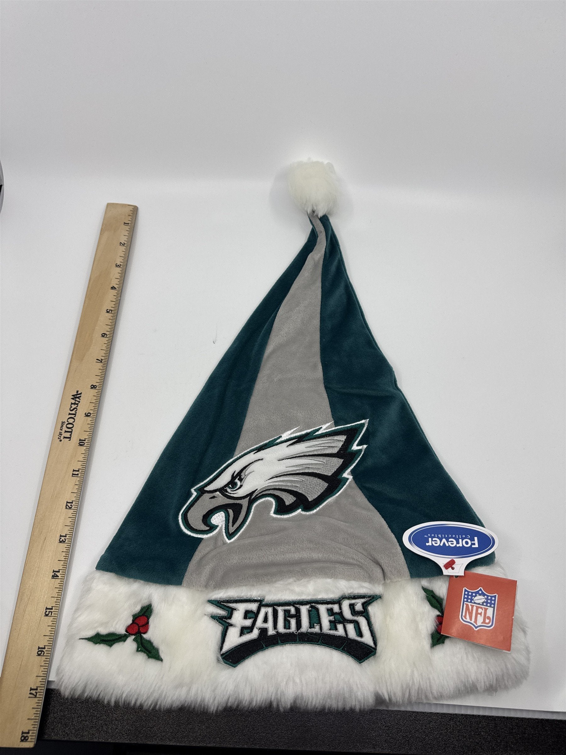 Philadelphia Eagles NFL Green And Grey Plush Christmas Stocking And Hat Set