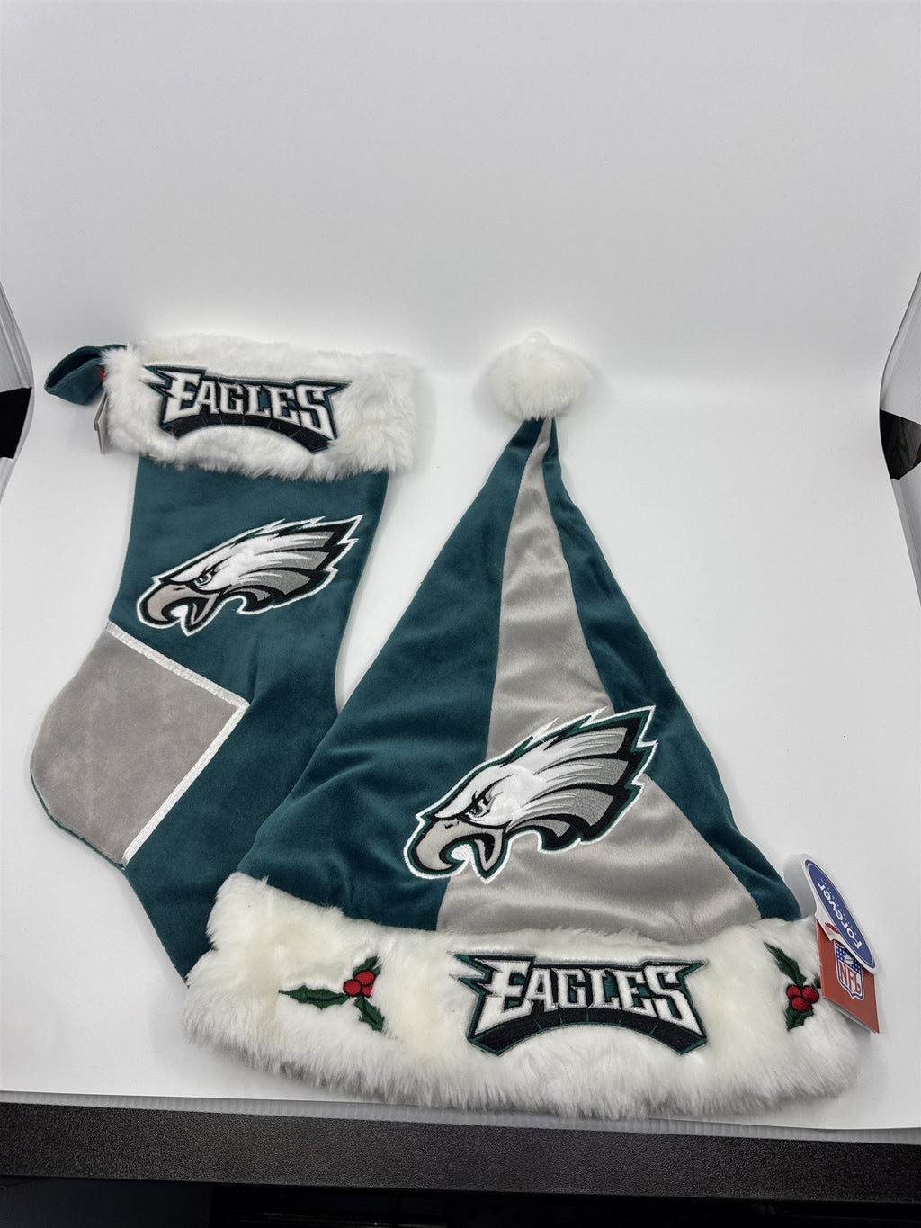 Philadelphia Eagles NFL Green And Grey Plush Christmas Stocking And Hat Set