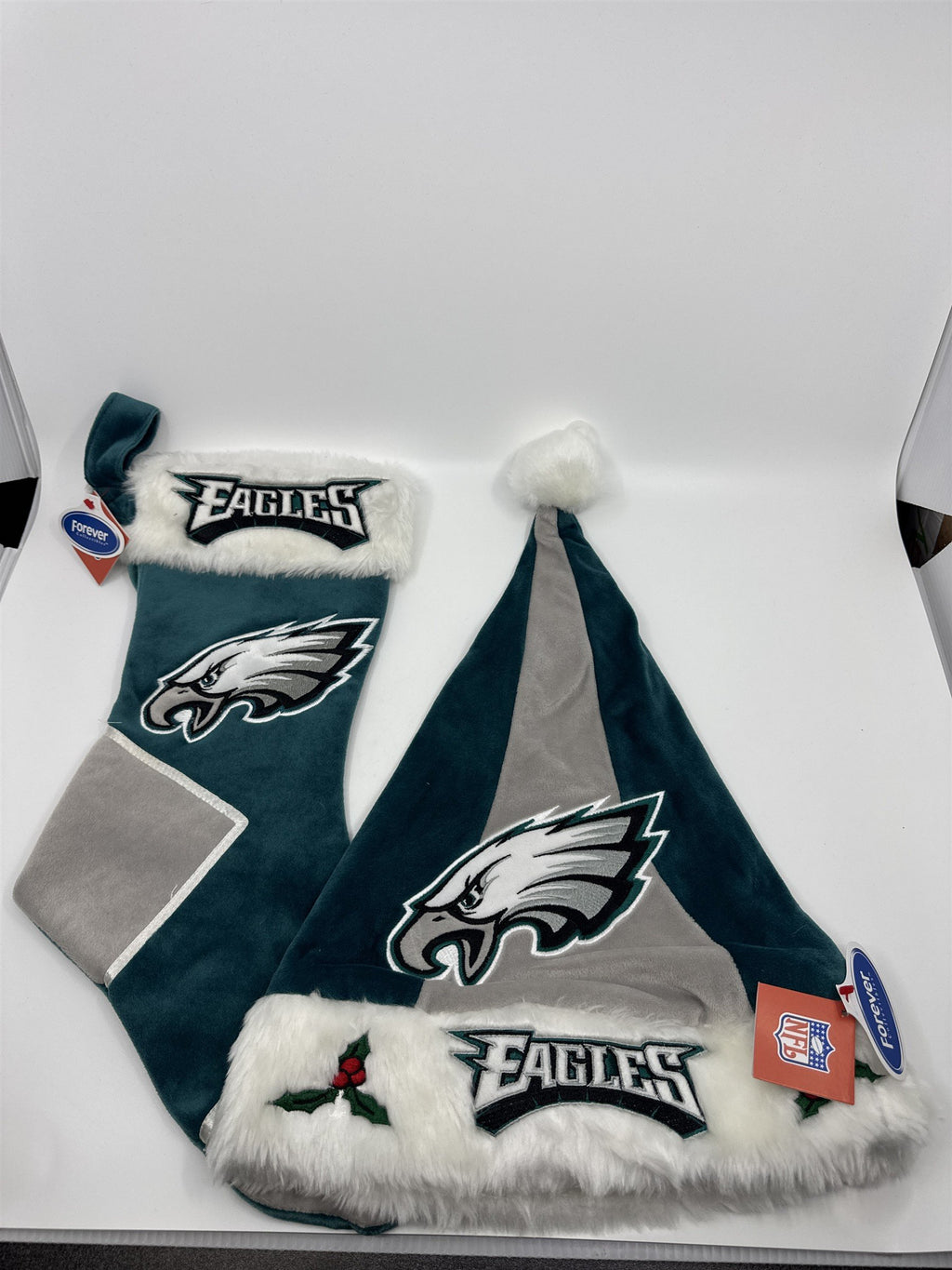 Philadelphia Eagles NFL Green And Grey Plush Christmas Stocking And Hat Set