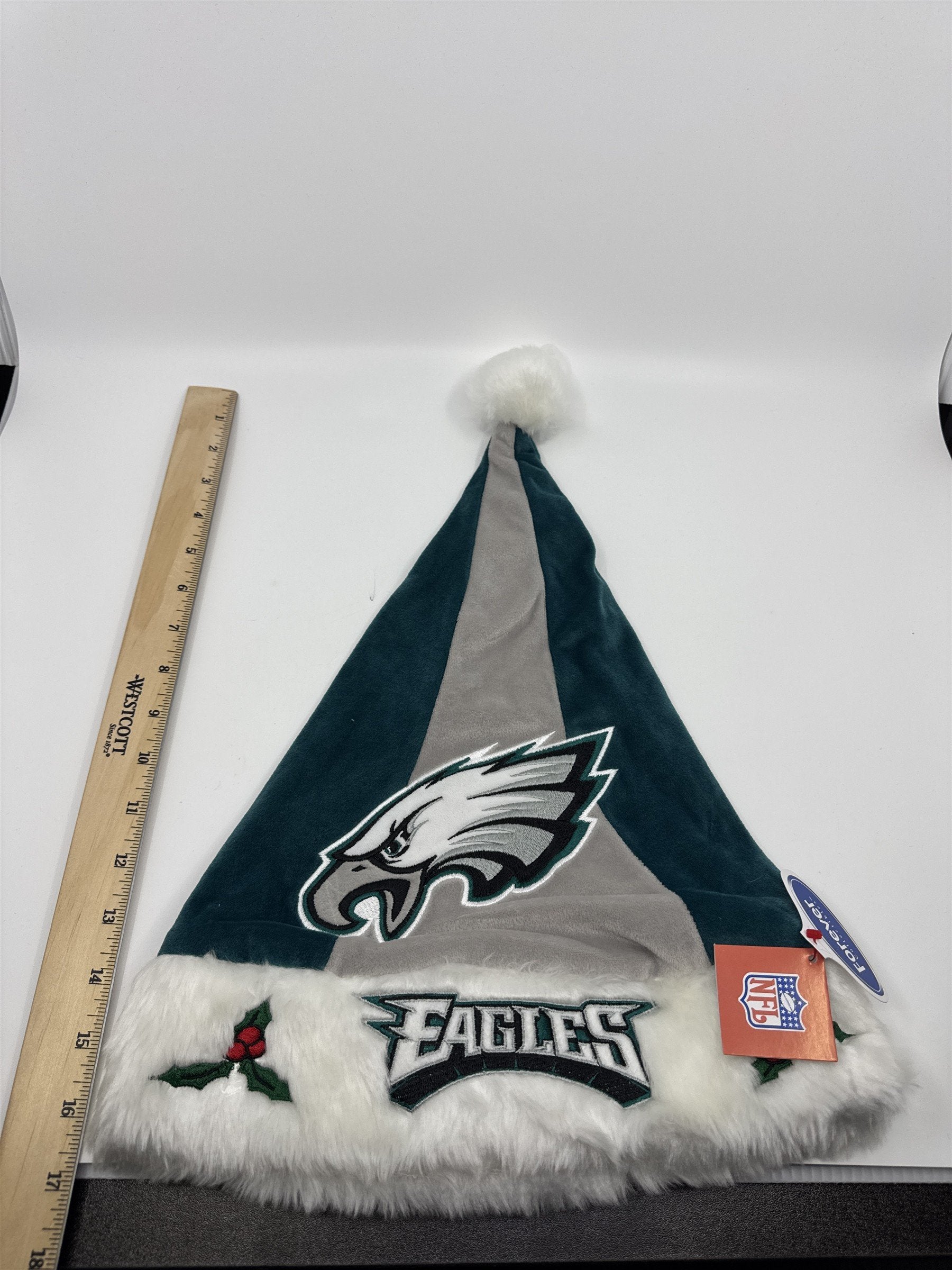 Philadelphia Eagles NFL Green And Grey Plush Christmas Stocking And Hat Set