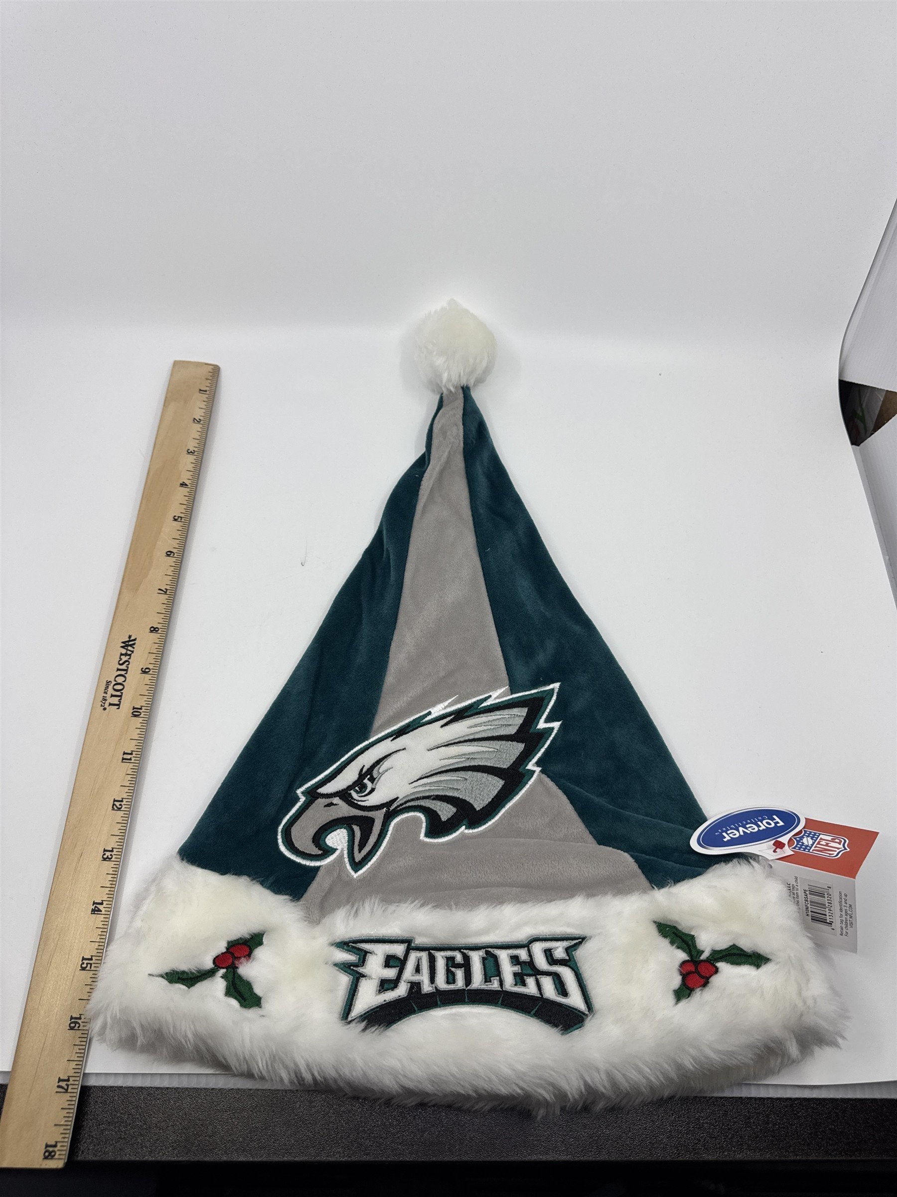 Philadelphia Eagles NFL Green And Grey Plush Christmas Stocking And Hat Set