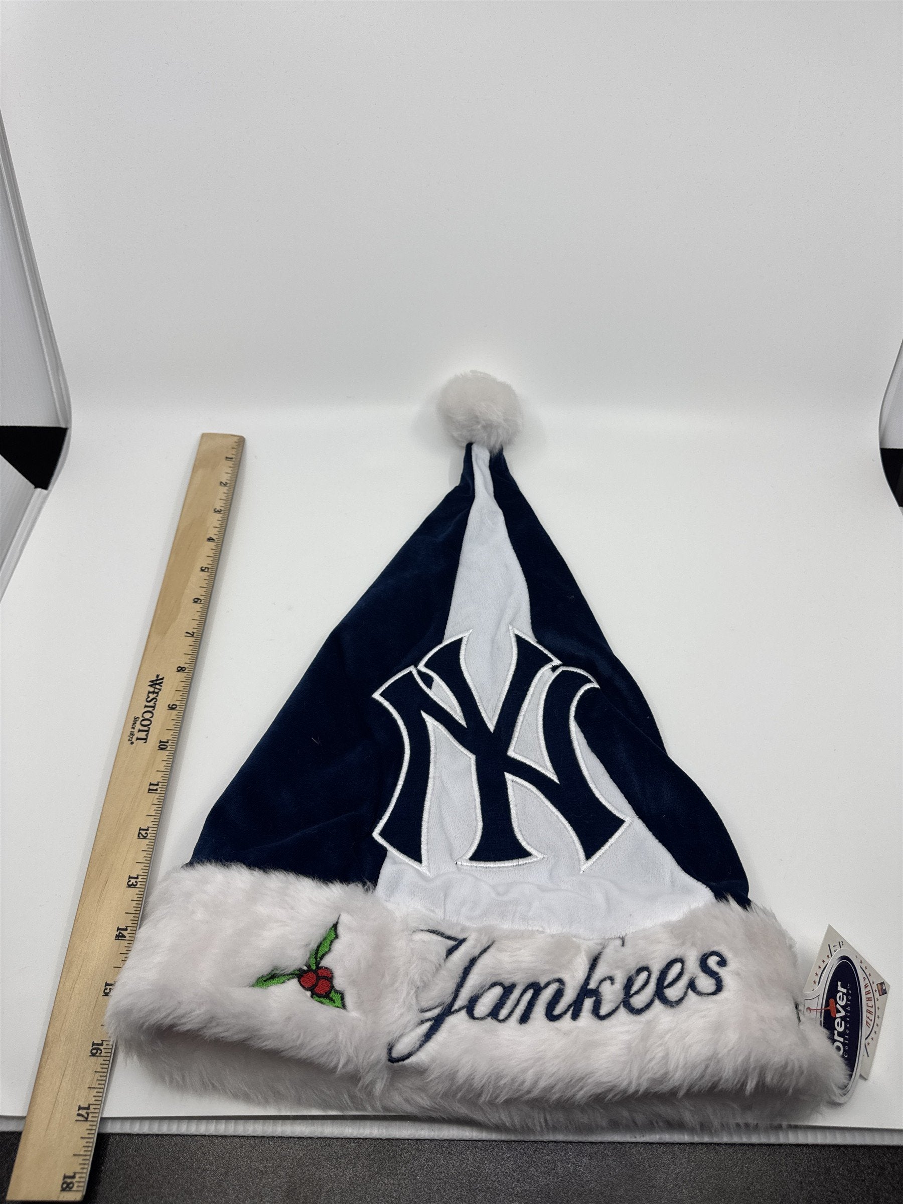 New York Yankees MLB Blue And Grey Plush Christmas Stocking And Hat Set