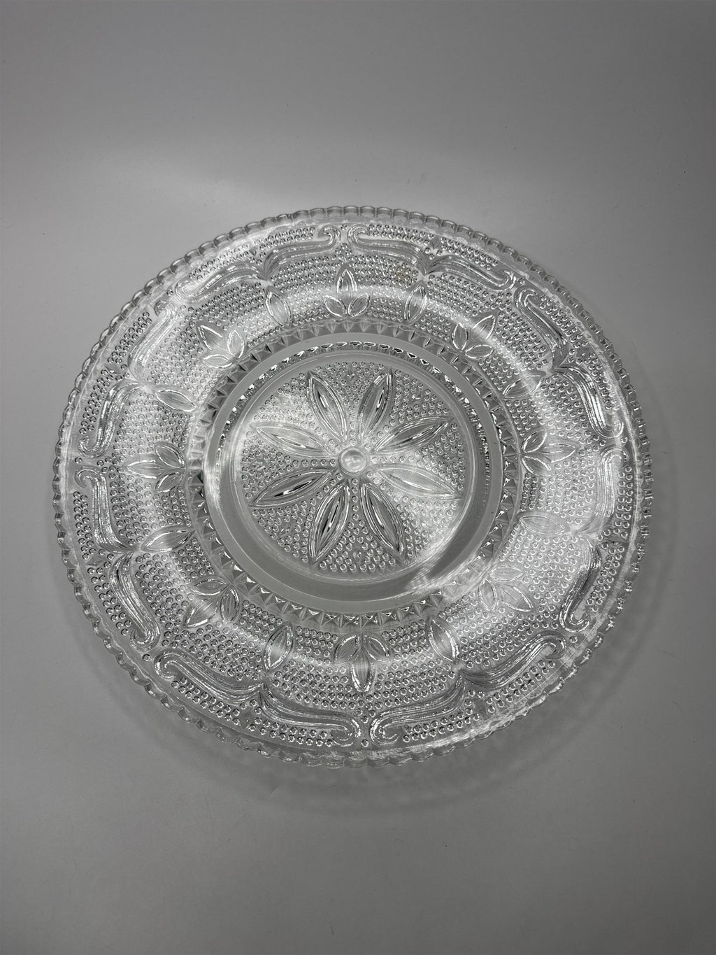 Vintage Federal Glass Heritage Sandwich Glass 11.5" Cake Plate Serving Platter