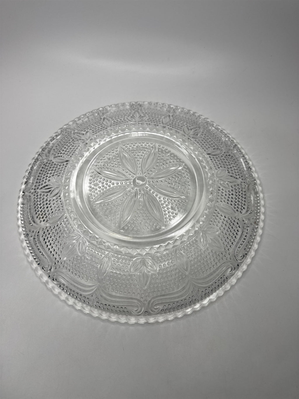 Vintage Federal Glass Heritage Sandwich Glass 11.5" Cake Plate Serving Platter