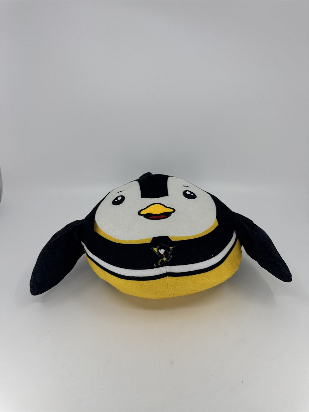 Wilkes-Barre/Scranton Penguins Round Souvenir Penguin Plush Toy