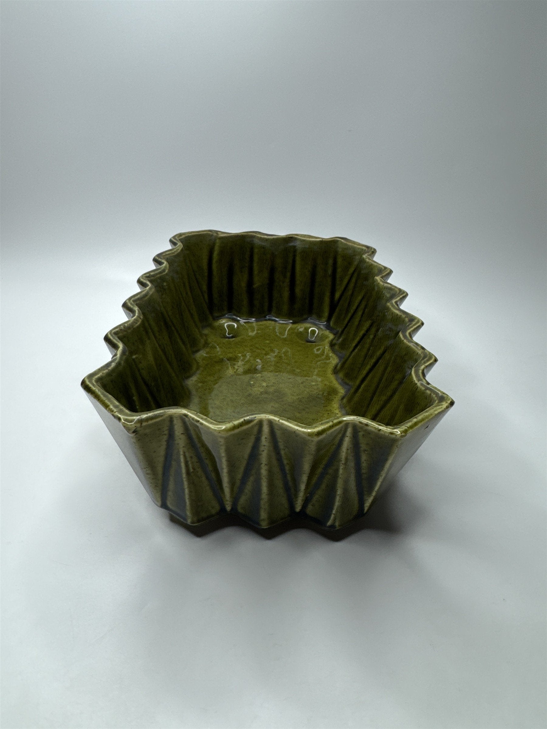 VTG MCM USA Made Upco 279 Green Glazed Modern Ceramic Dish Planter Trinket Dish