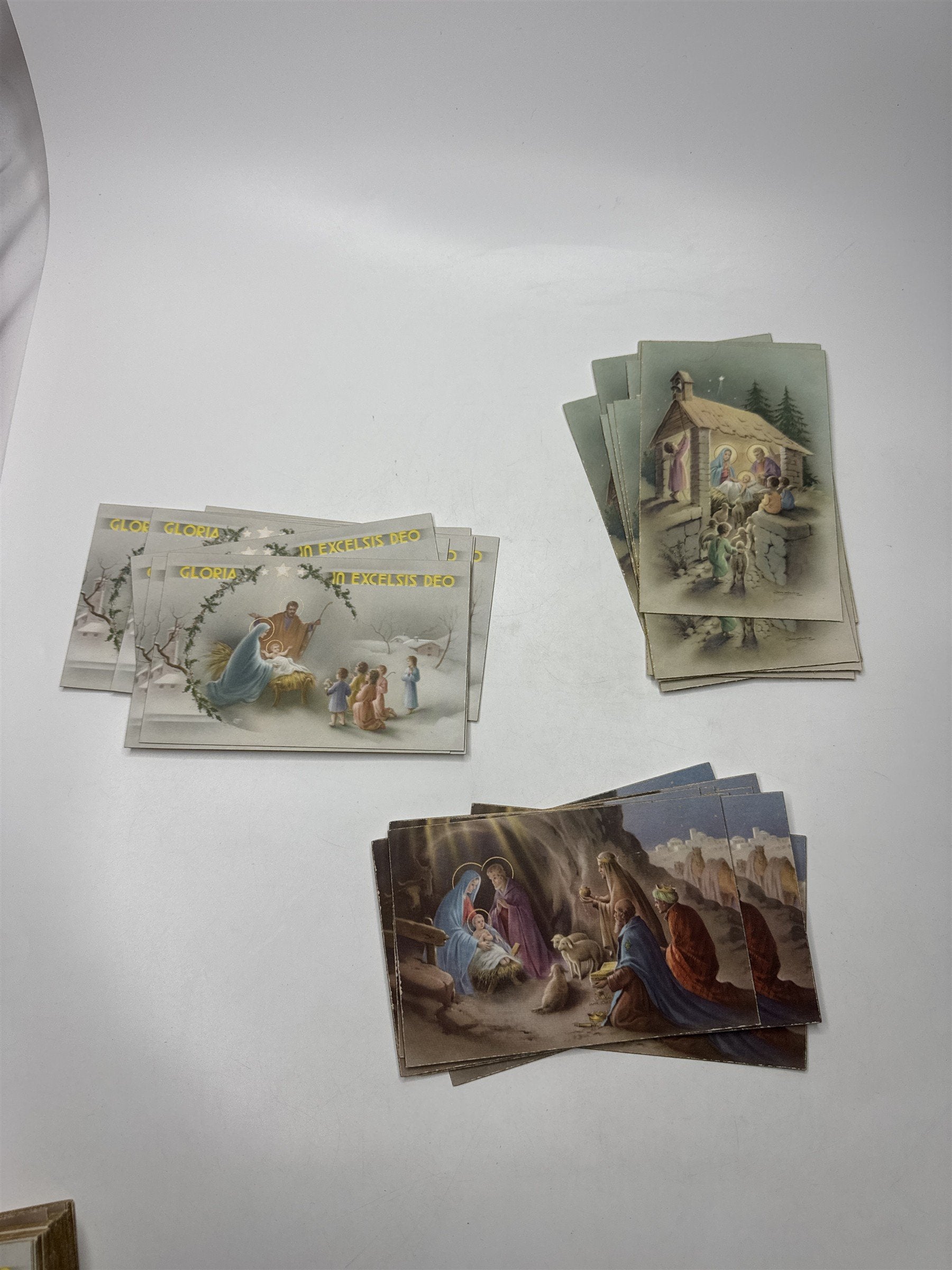 Vtg 30 Christmas Postcards Lux Series Printed in Italy Holiday Lot