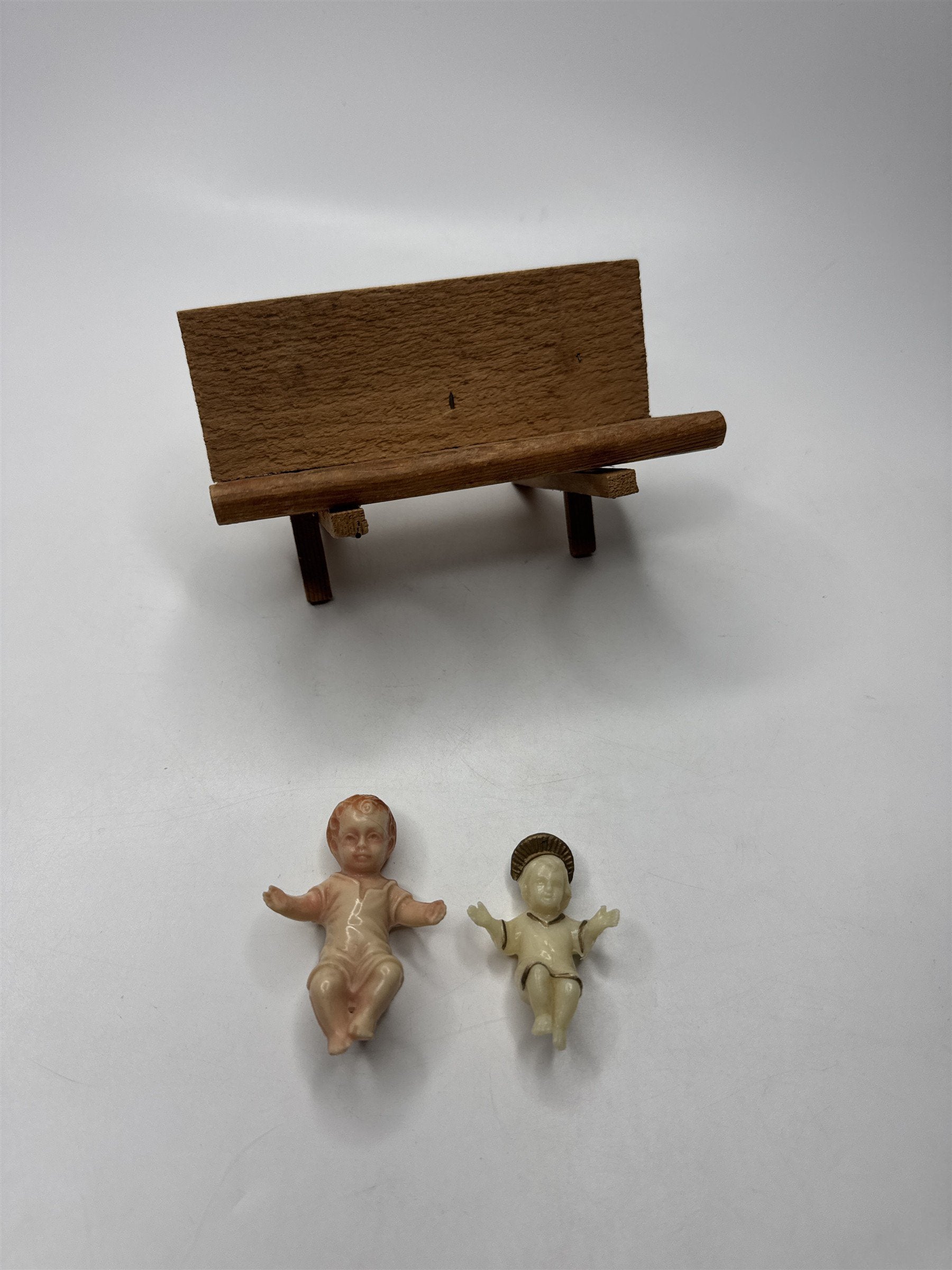 Vintage Nativity Set 2 Baby Jesus Figures & Wooden Hay Holder Christmas Decor