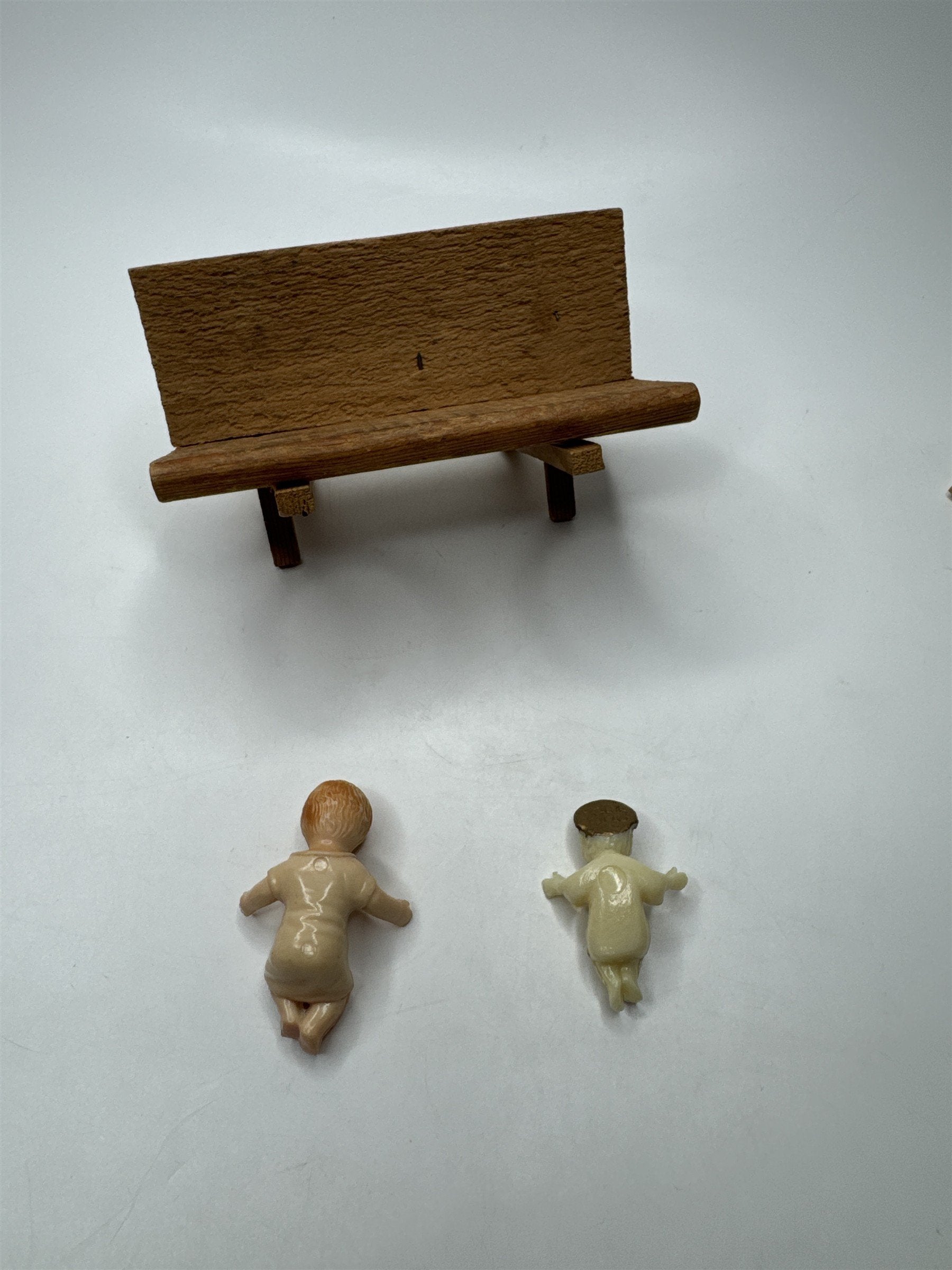 Vintage Nativity Set 2 Baby Jesus Figures & Wooden Hay Holder Christmas Decor