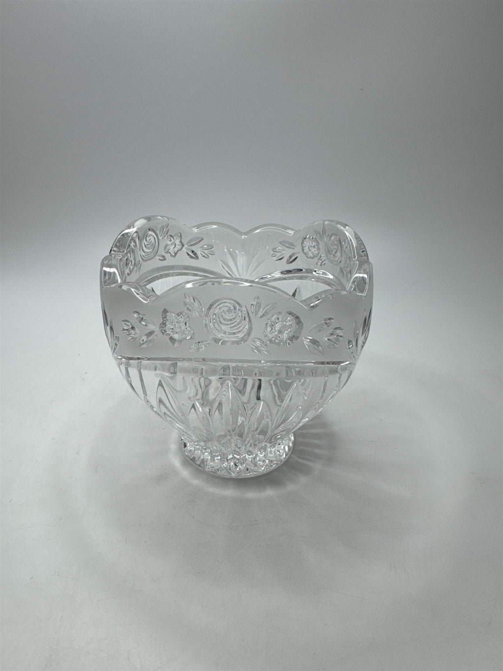 VTG Oneida Southern Garden Crystal Candy Dish Frosted Rose Design