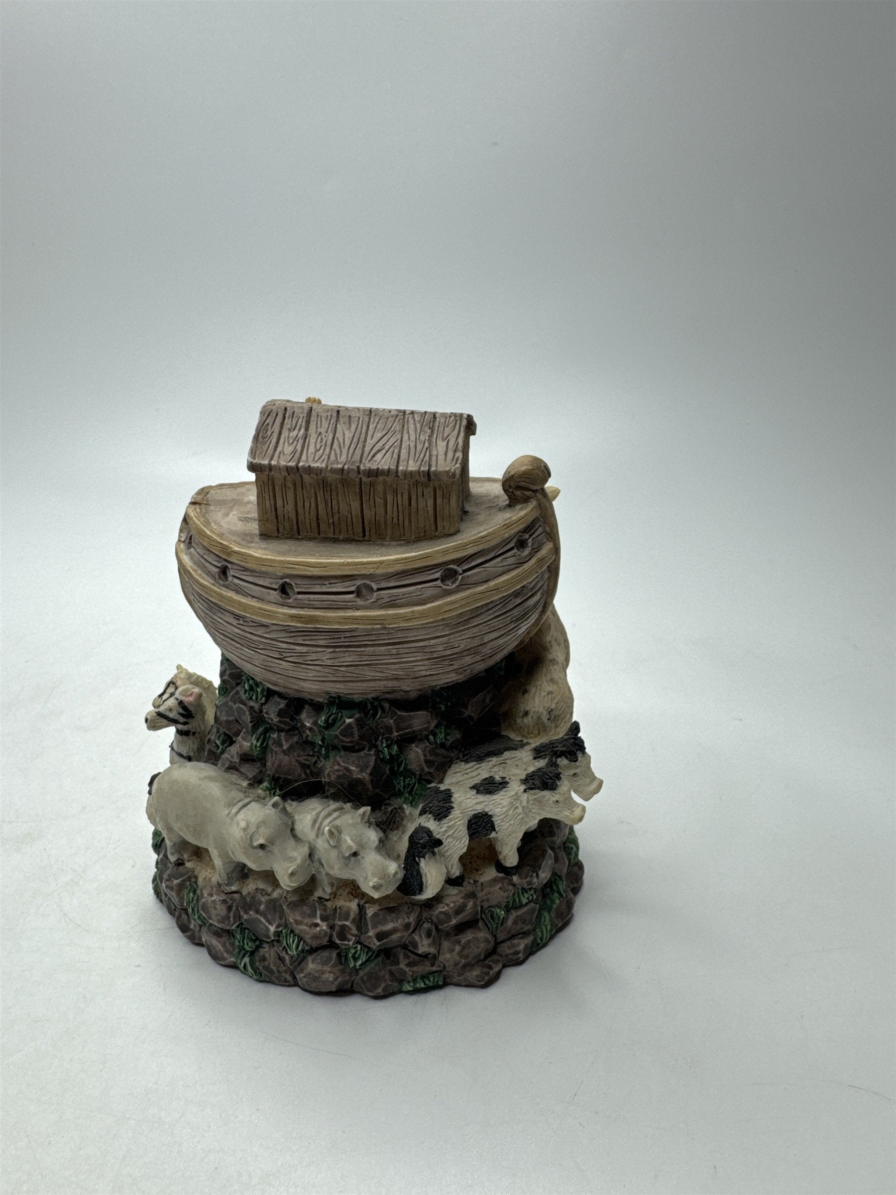 Noah's Ark Figurine /w Animals 4" Tall Bible Religious Christianity Decor
