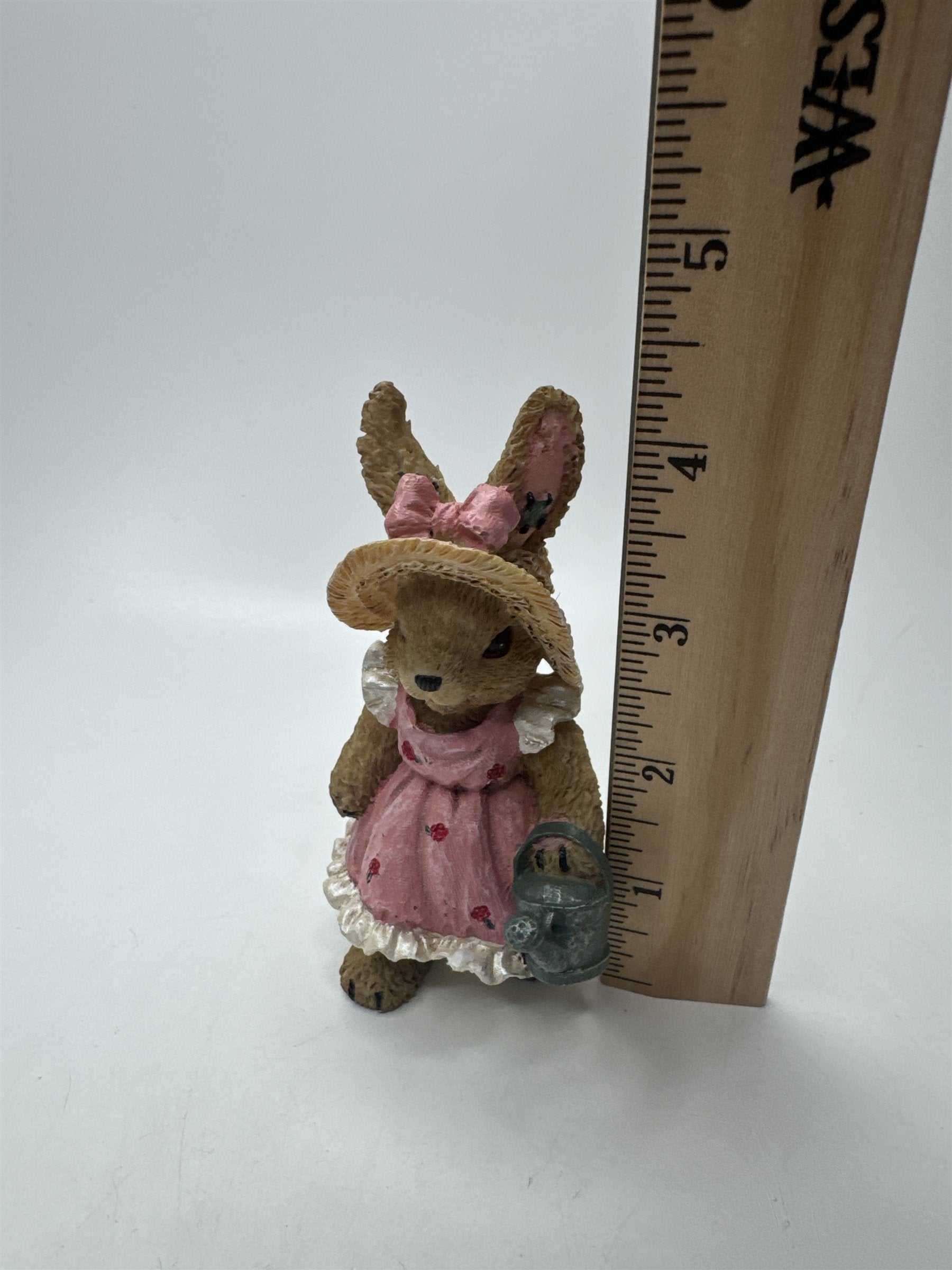 Vintage Home Interiors Flower Garden Bunny Figurine With Watering Can Decor