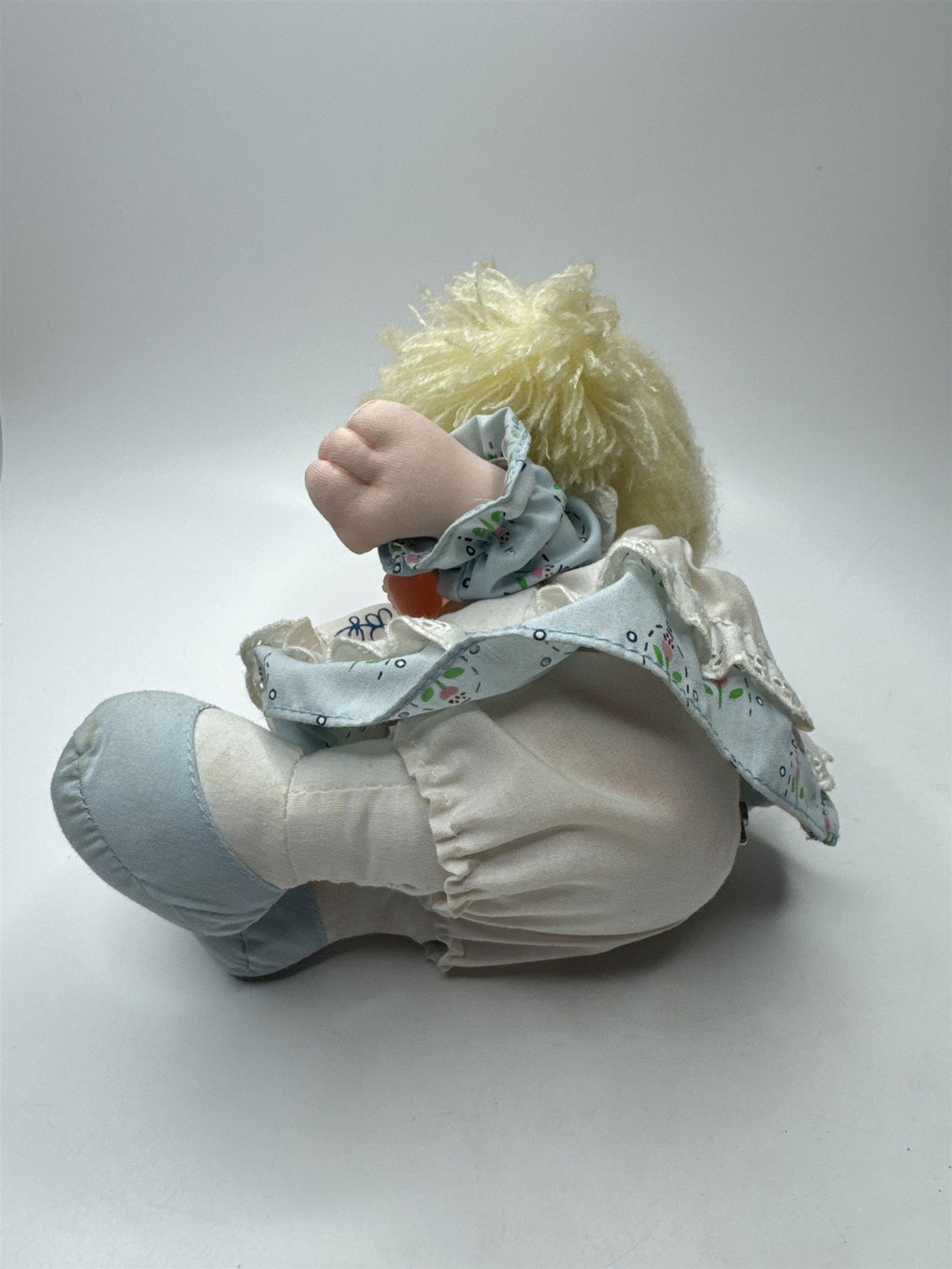 VTG Applause Doll Album Mother's Day Wind-Up Doll