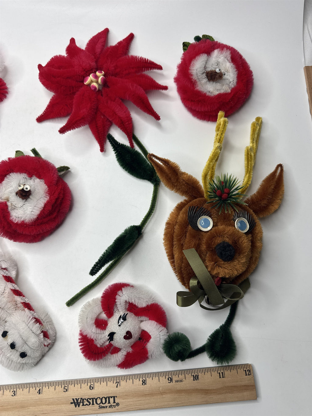 Lot of 7 Handmade Pipe Cleaner Magnet Christmas Figures Craft Vintage Lot