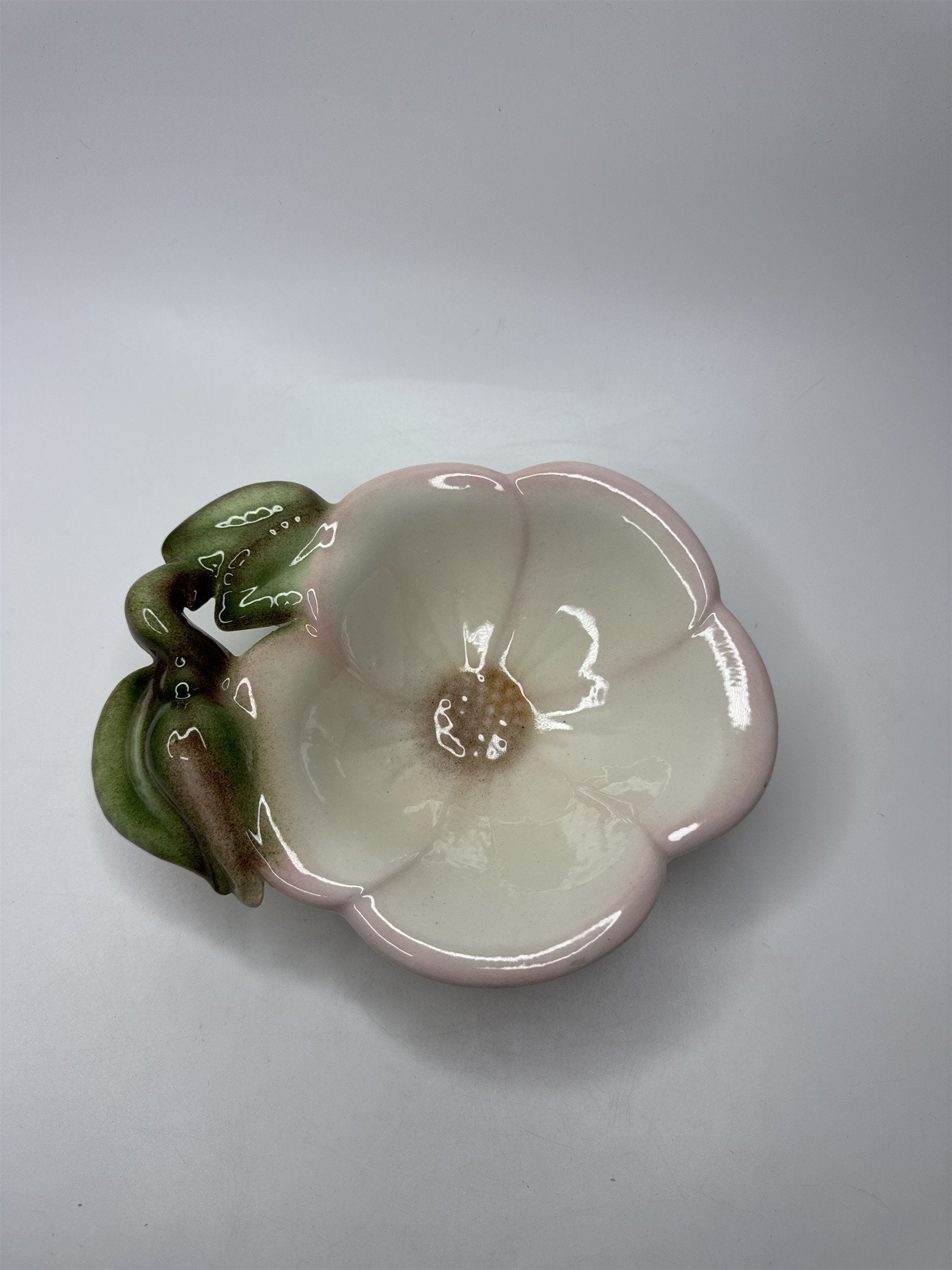 Vintage MCM Ceramic Magnolia Flower Dish Plate Pin Tray Mid-Century