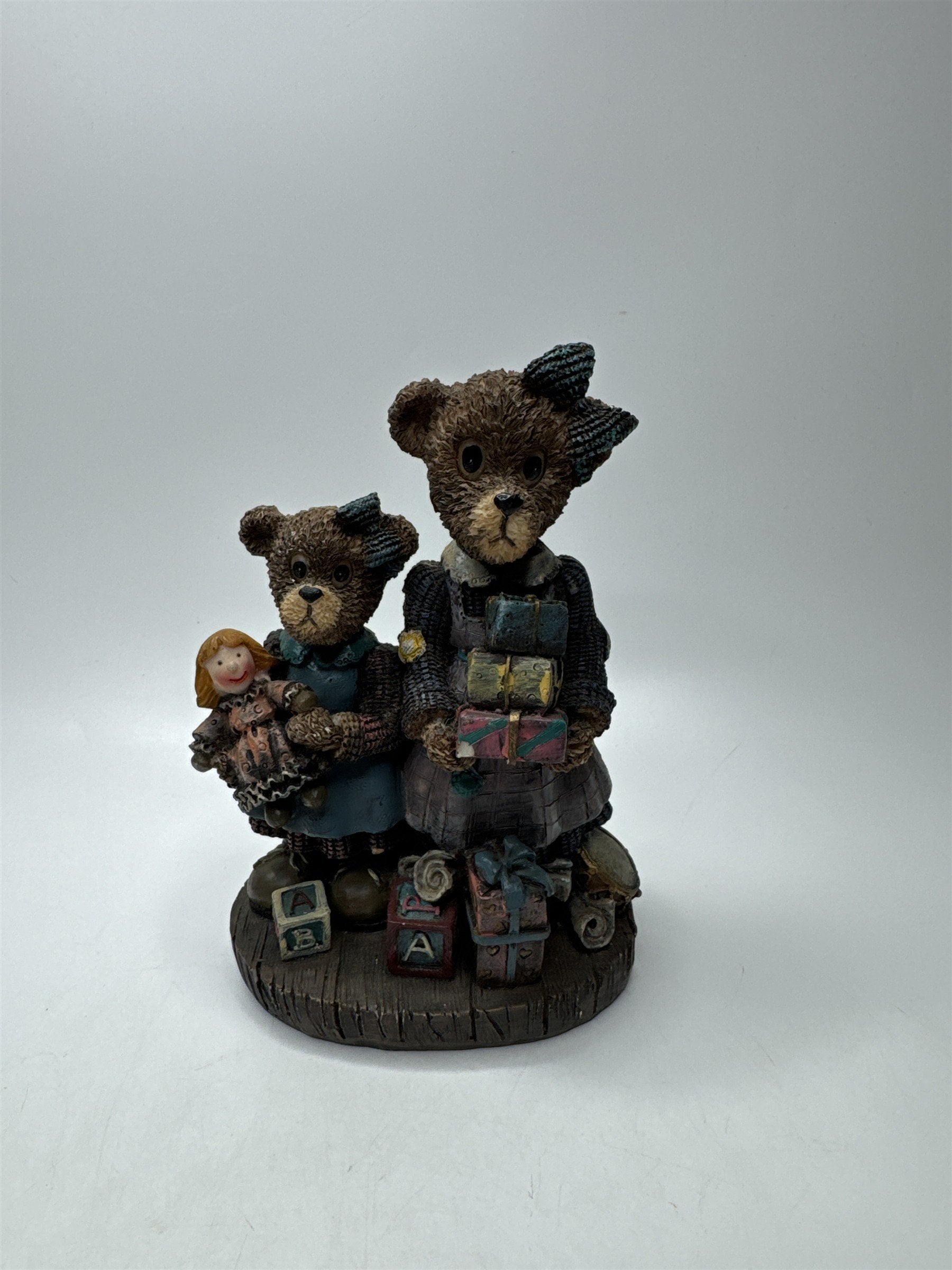 Vintage Bears Figurine Christmas Holiday Presents Doll Toy Statue Decor