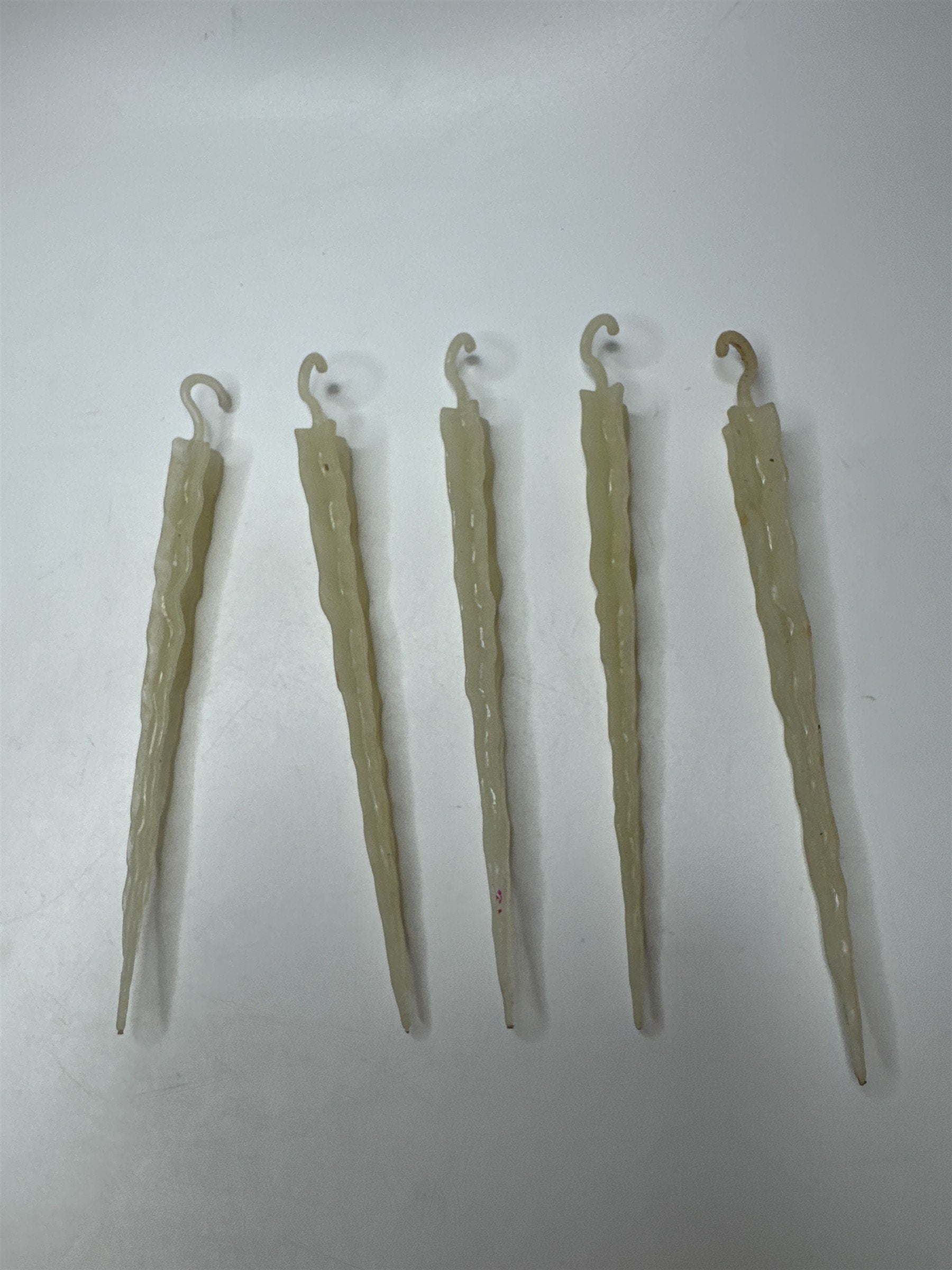 Set of 5 Vintage MCM Icicle Ornaments Cream Off White Retro Christmas Kitsch