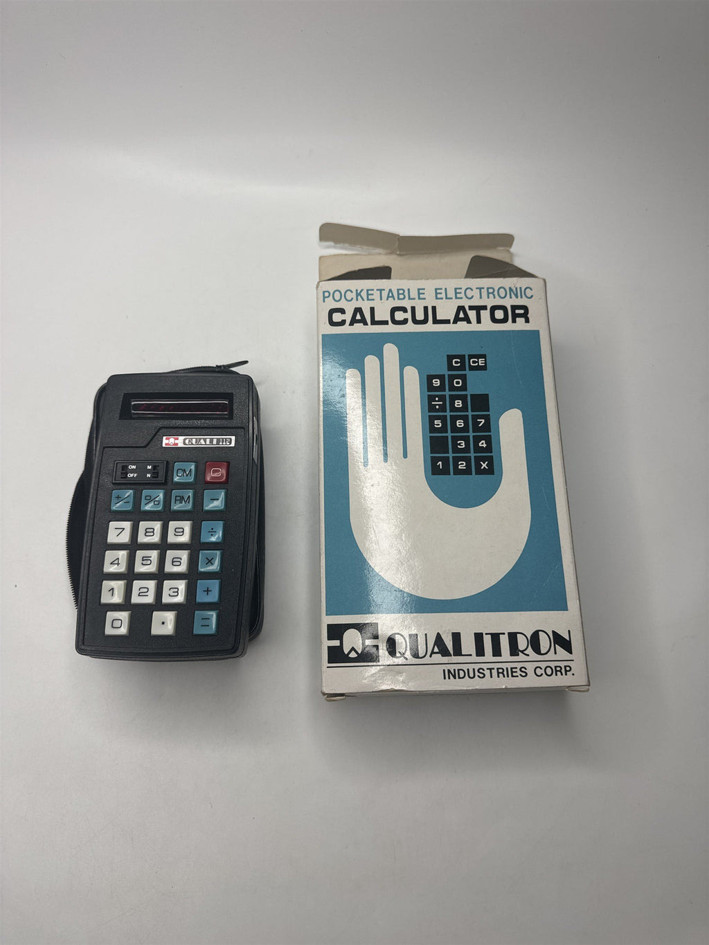 Vintage Qualitron Quali QI-112 Calculator Handheld LED Display Retro