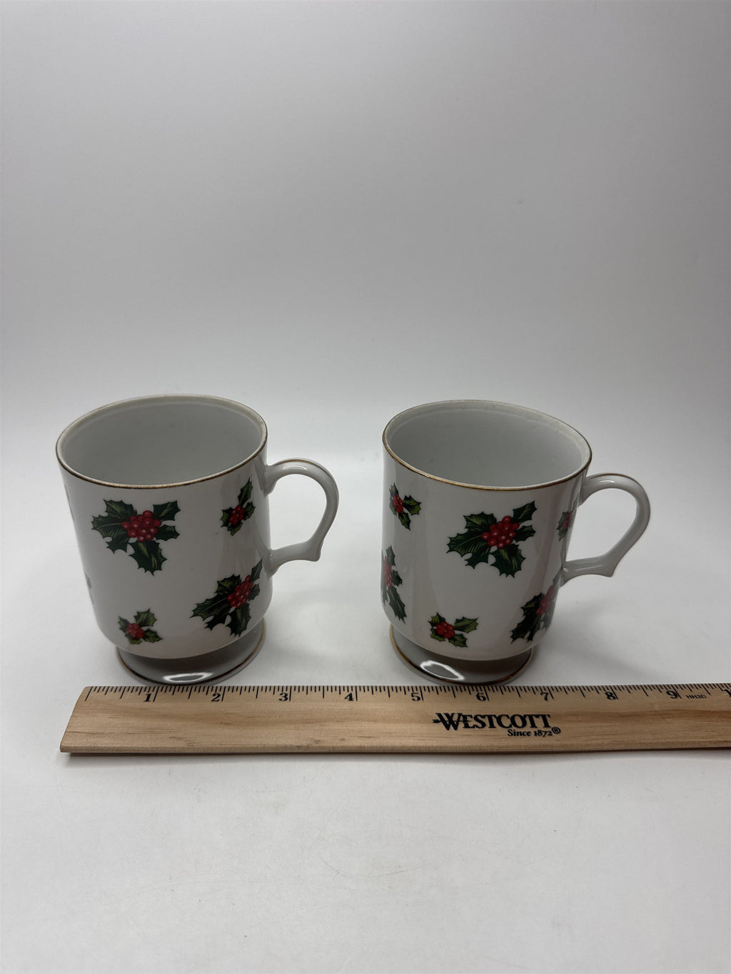 Vintage Lefton Japan Set 2 Holly Berry Mugs Footed Gold Trim Christmas