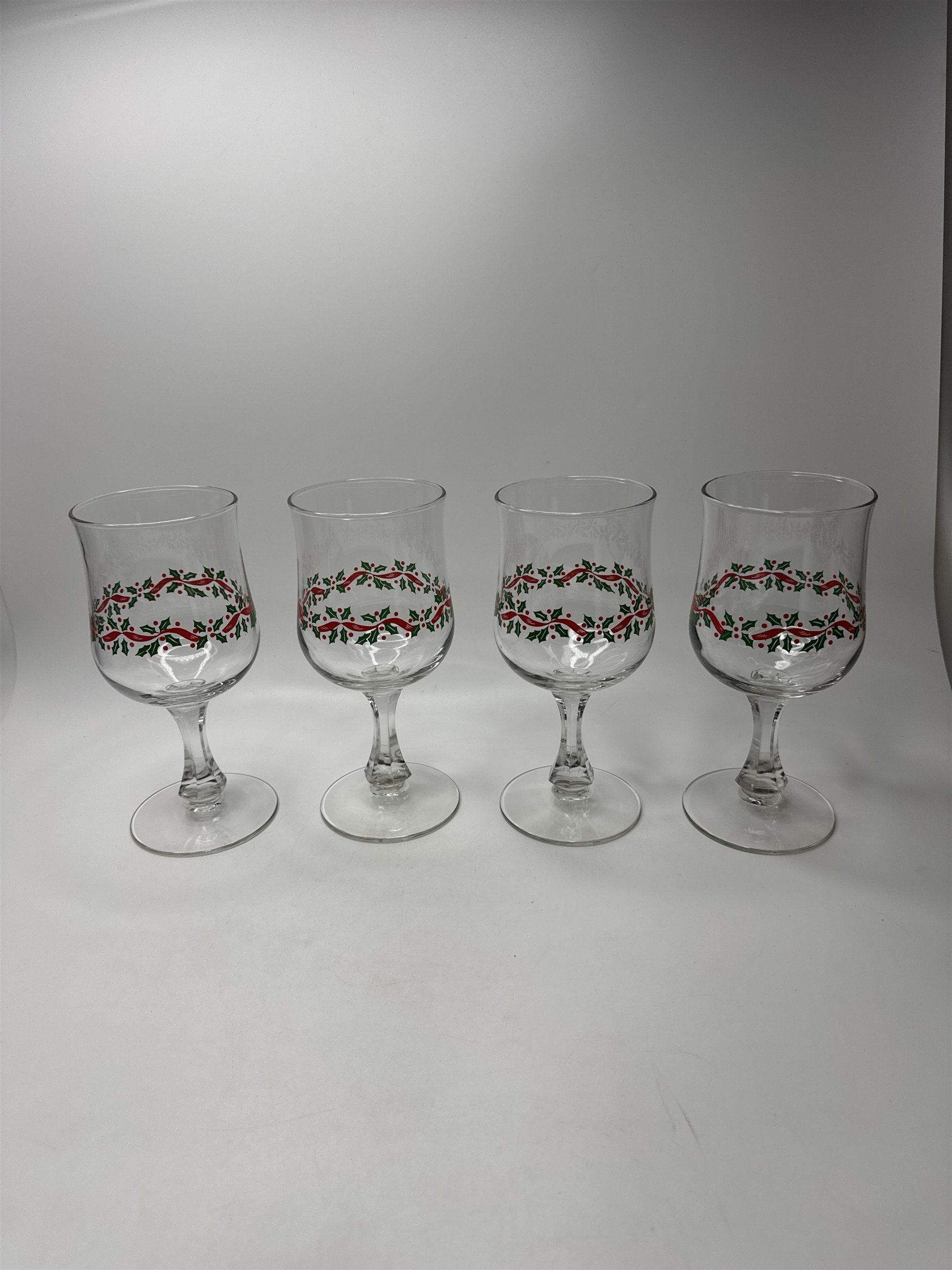 Set of 4 Vintage Libbey Holly Ribbon Wine Glasses Goblets Christmas Holiday