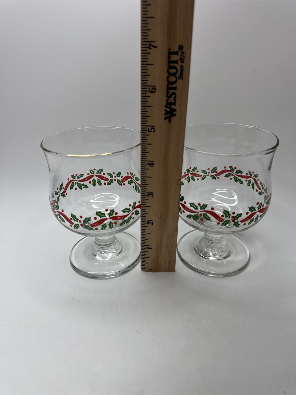 Vintage Libbey Set 2 Holly Berry Lowball Goblets Christmas Holiday Stemware