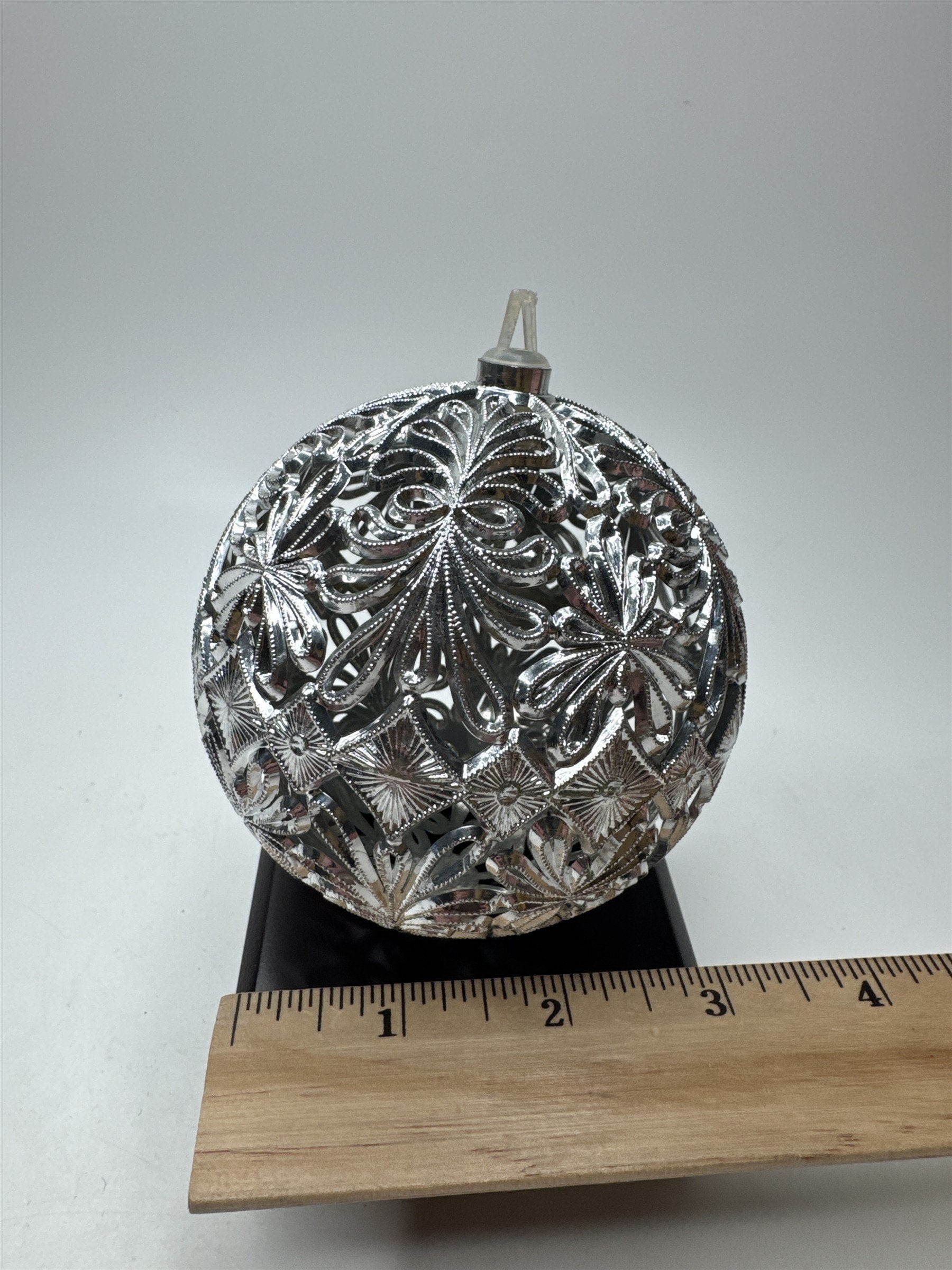 Vintage Silver Plastic Ornament Filigree Embossed 3D Ball Christmas Kitsch Retro