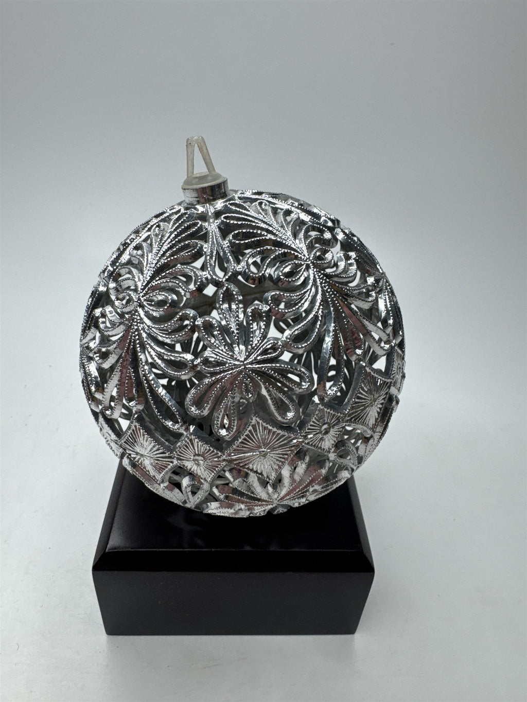 Vintage Silver Plastic Ornament Filigree Embossed 3D Ball Christmas Kitsch Retro